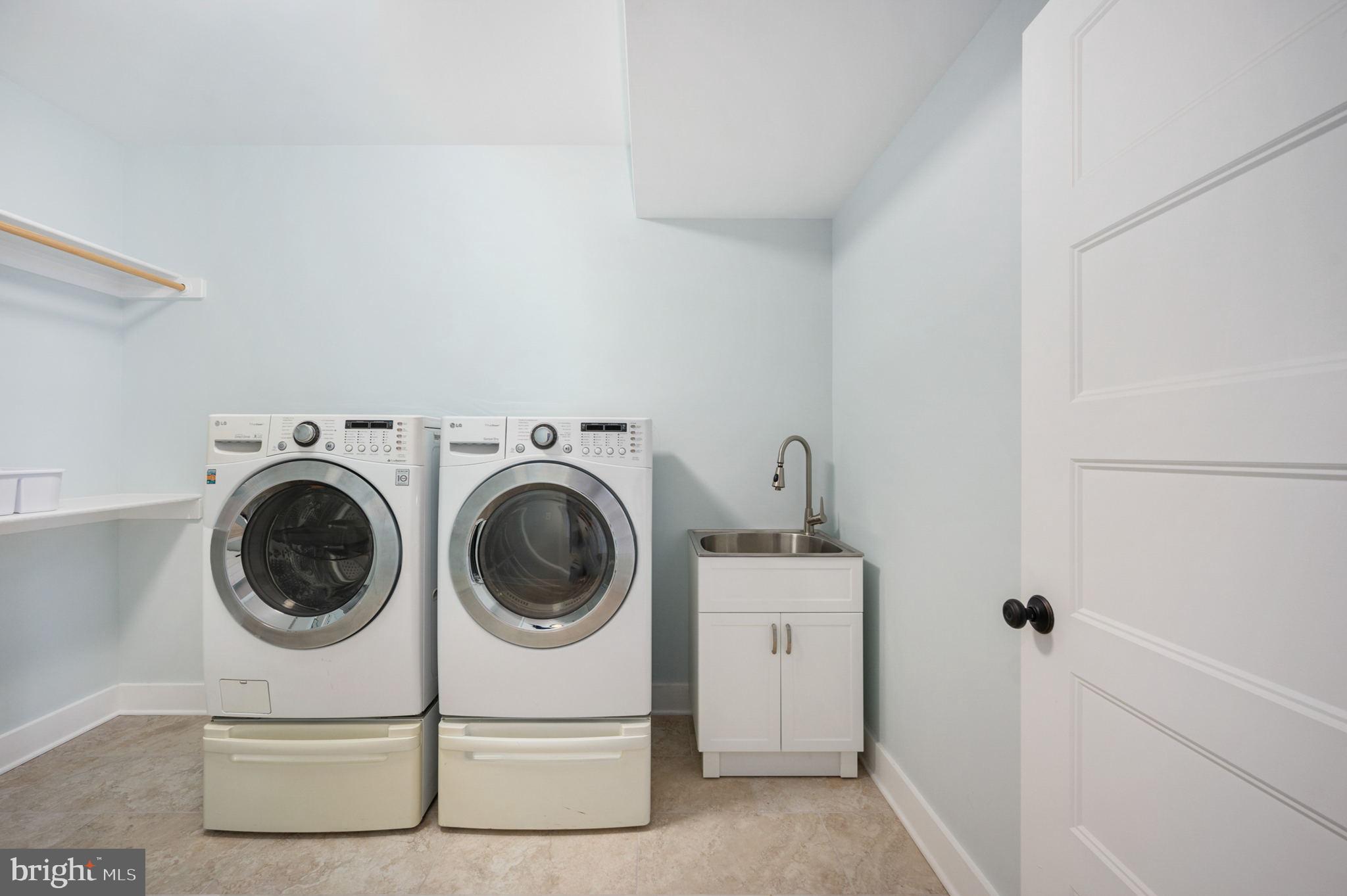 MAPLE SPRINGS - Residential