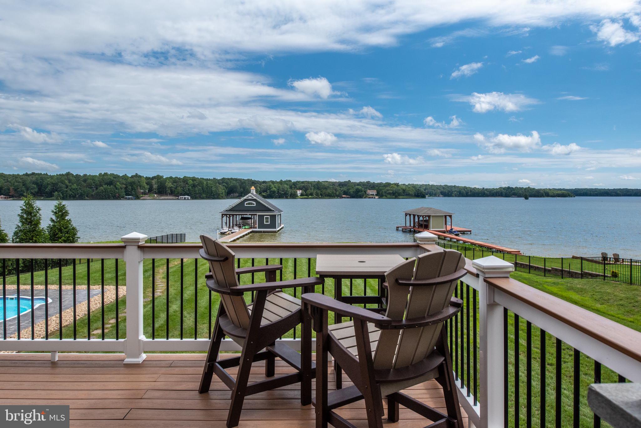 MAPLE SPRINGS - Residential