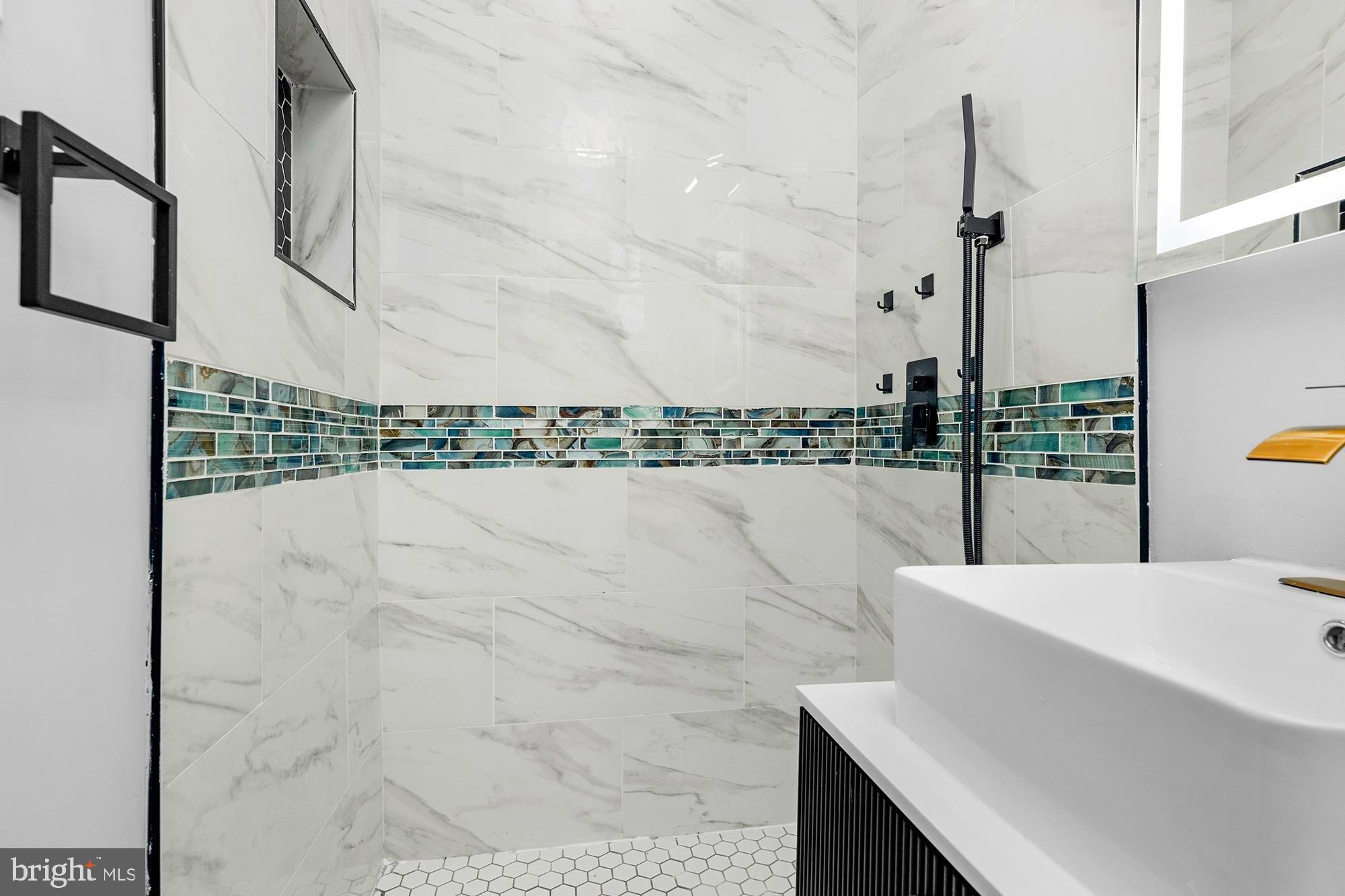 GWYNNVALE - Residential