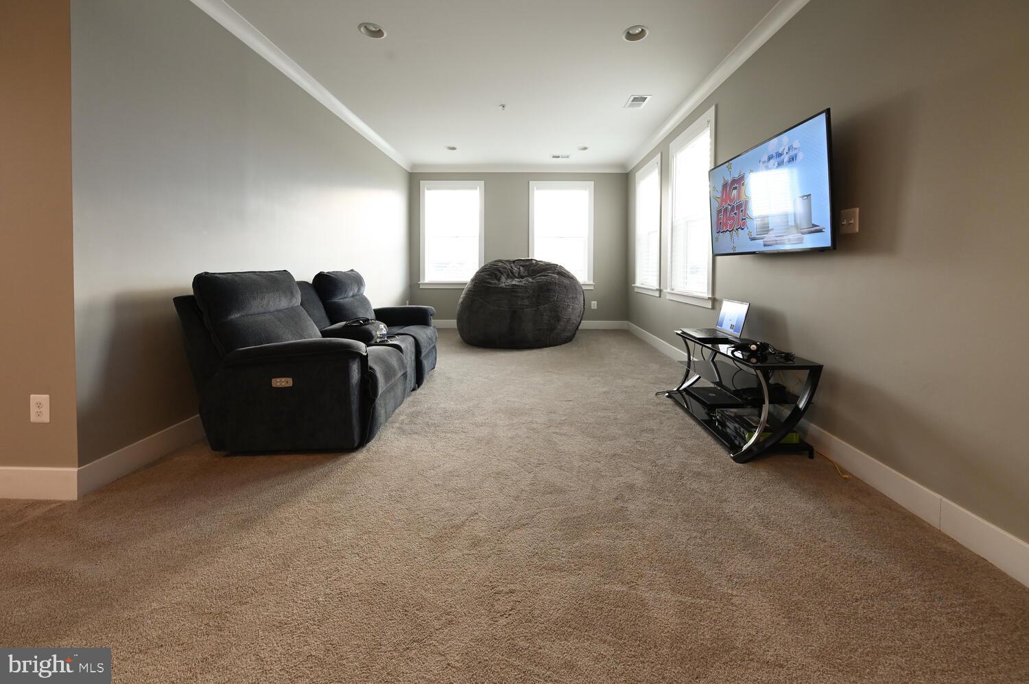 SOUTHERN HILLS - Residential