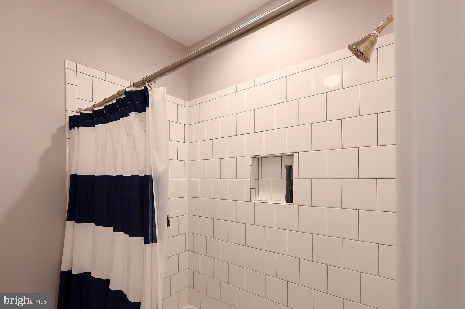 SOUTHERN HILLS - Residential