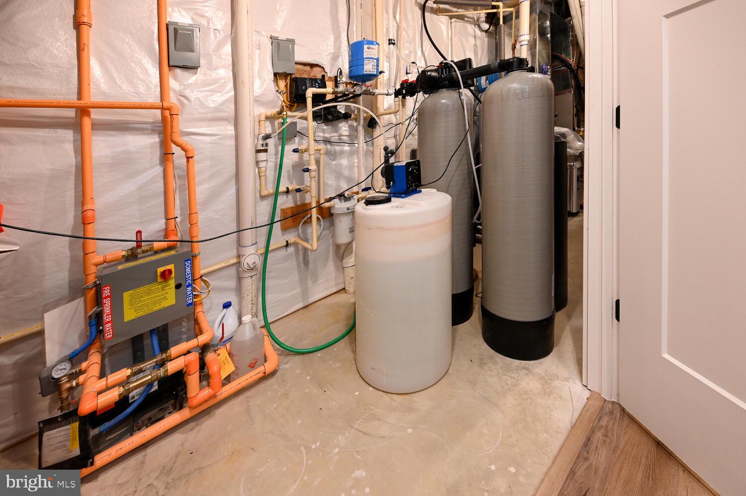 SOUTHERN HILLS - Residential