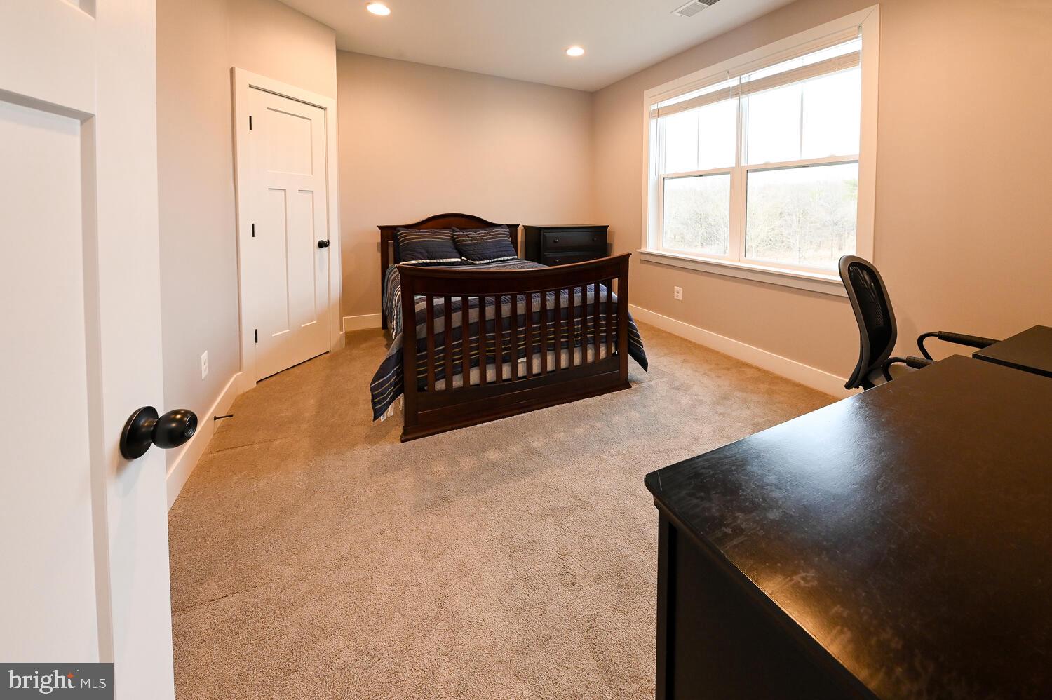 SOUTHERN HILLS - Residential