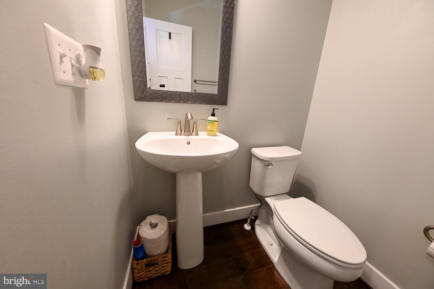 SOUTHERN HILLS - Residential