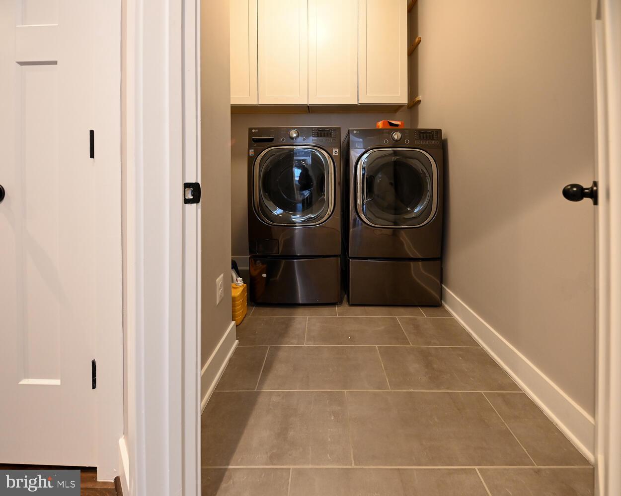 SOUTHERN HILLS - Residential