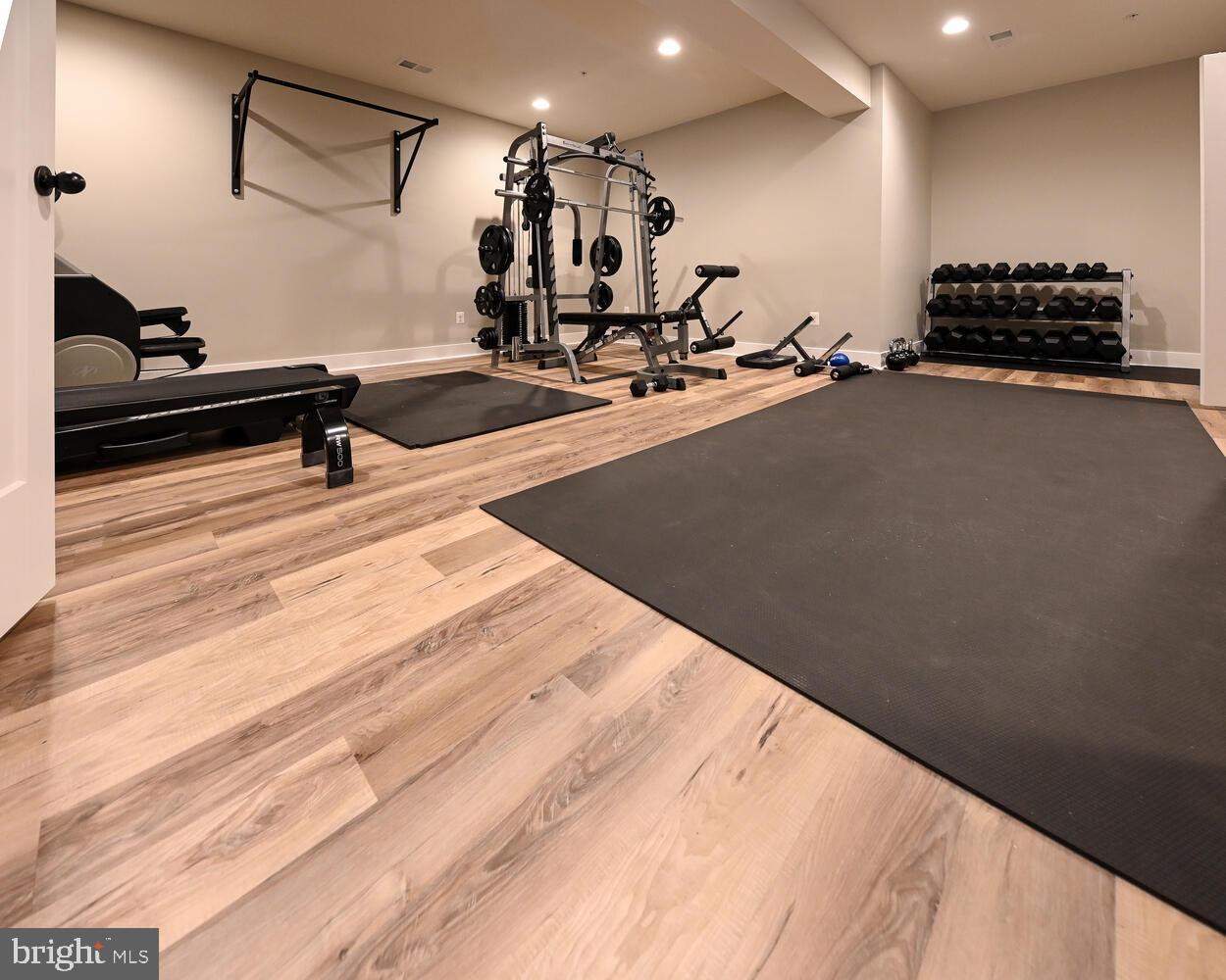 SOUTHERN HILLS - Residential