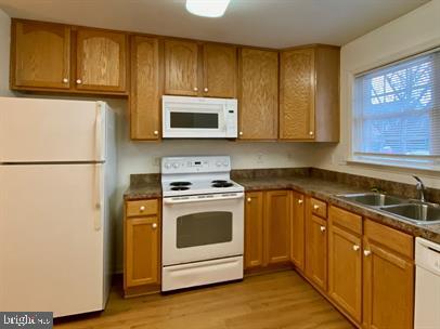 HAMMONDS MILL - Residential Lease