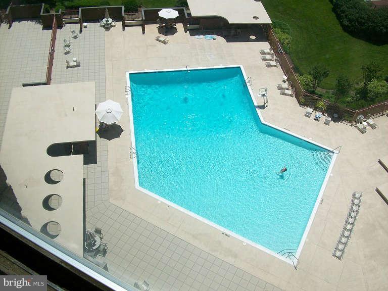 MCLEAN HOUSE - Residential Lease