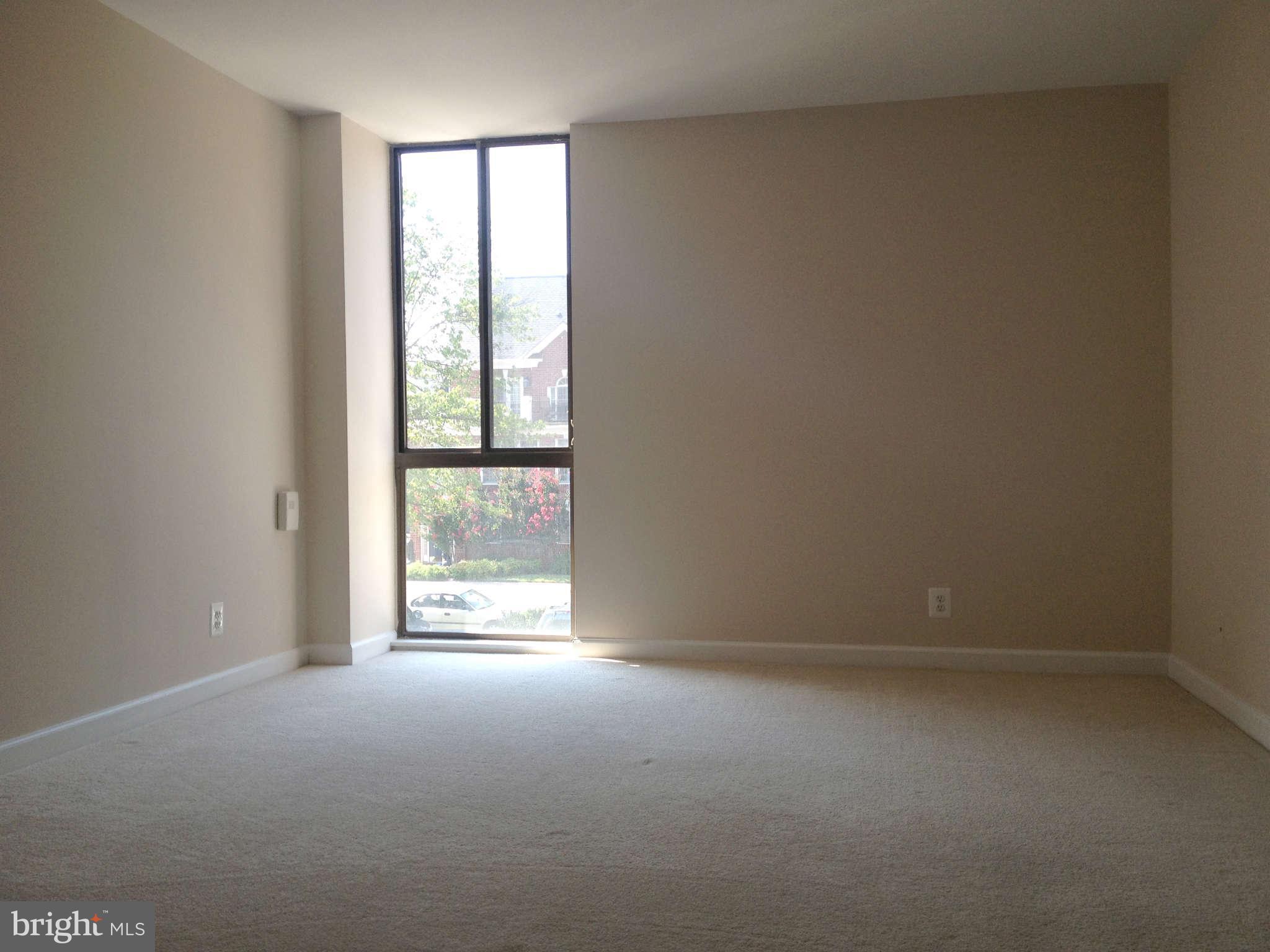 MCLEAN HOUSE - Residential Lease