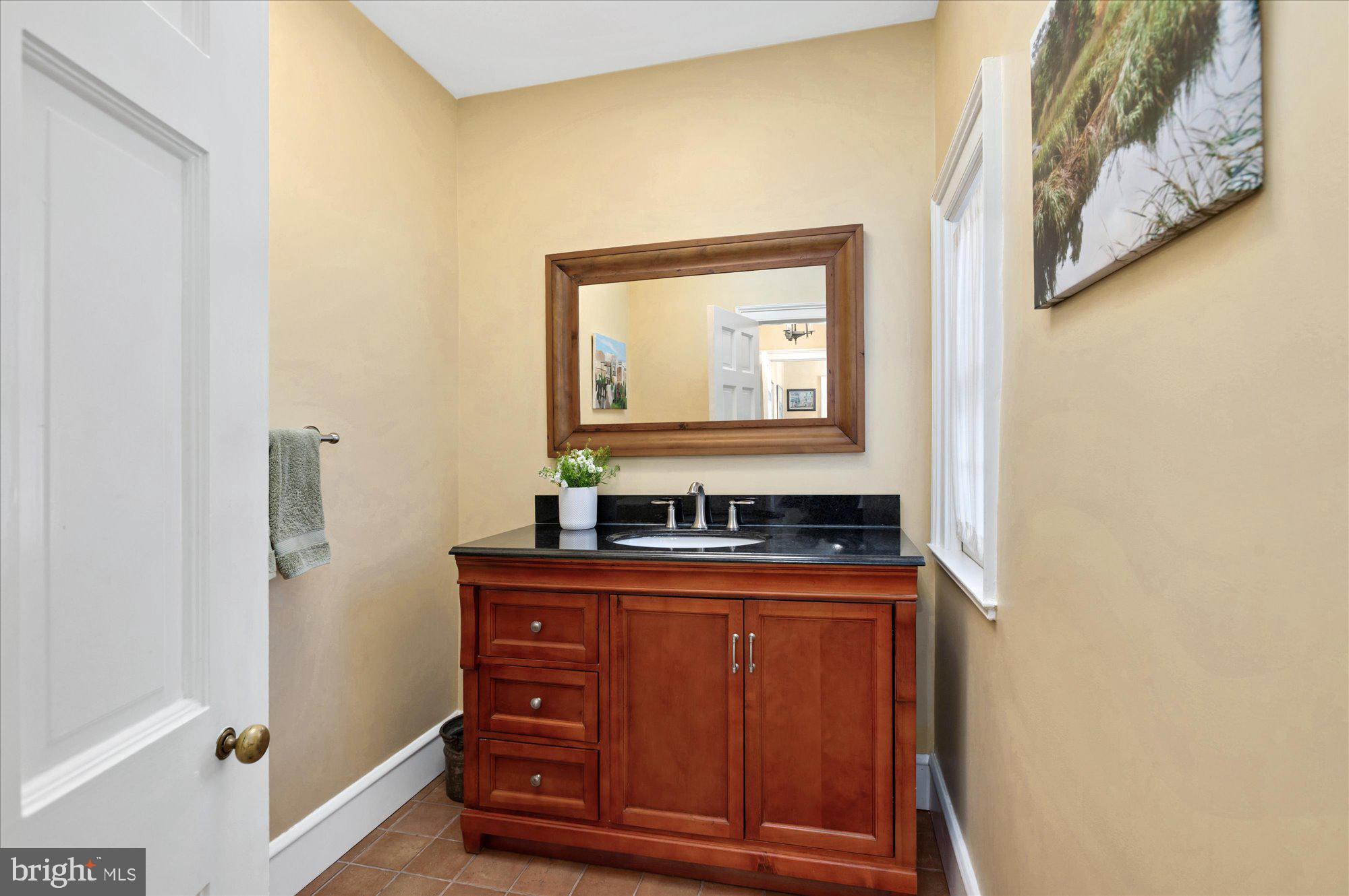 KENWOOD - Residential