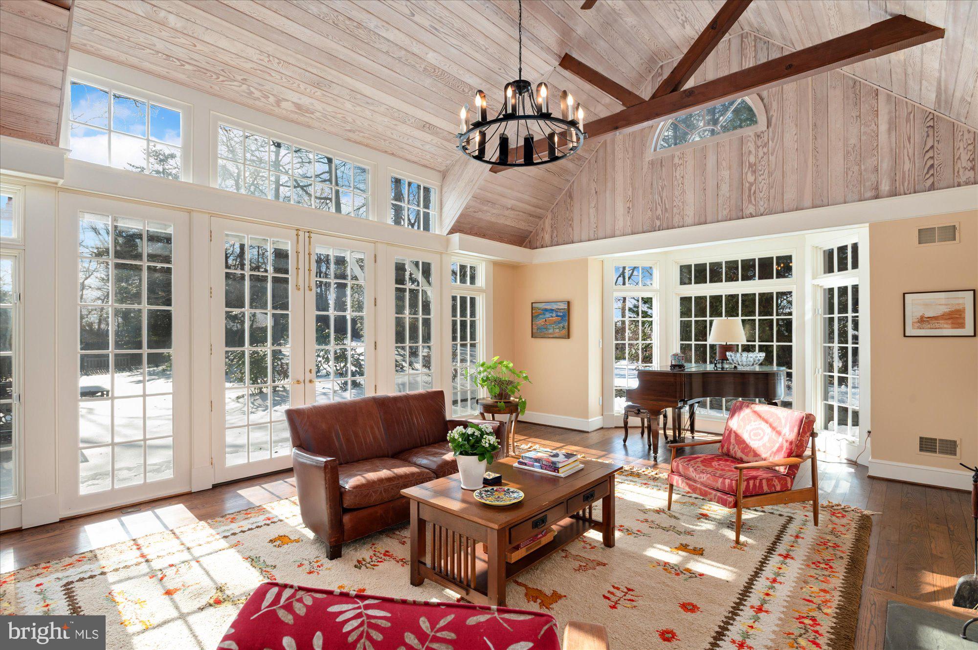 KENWOOD - Residential