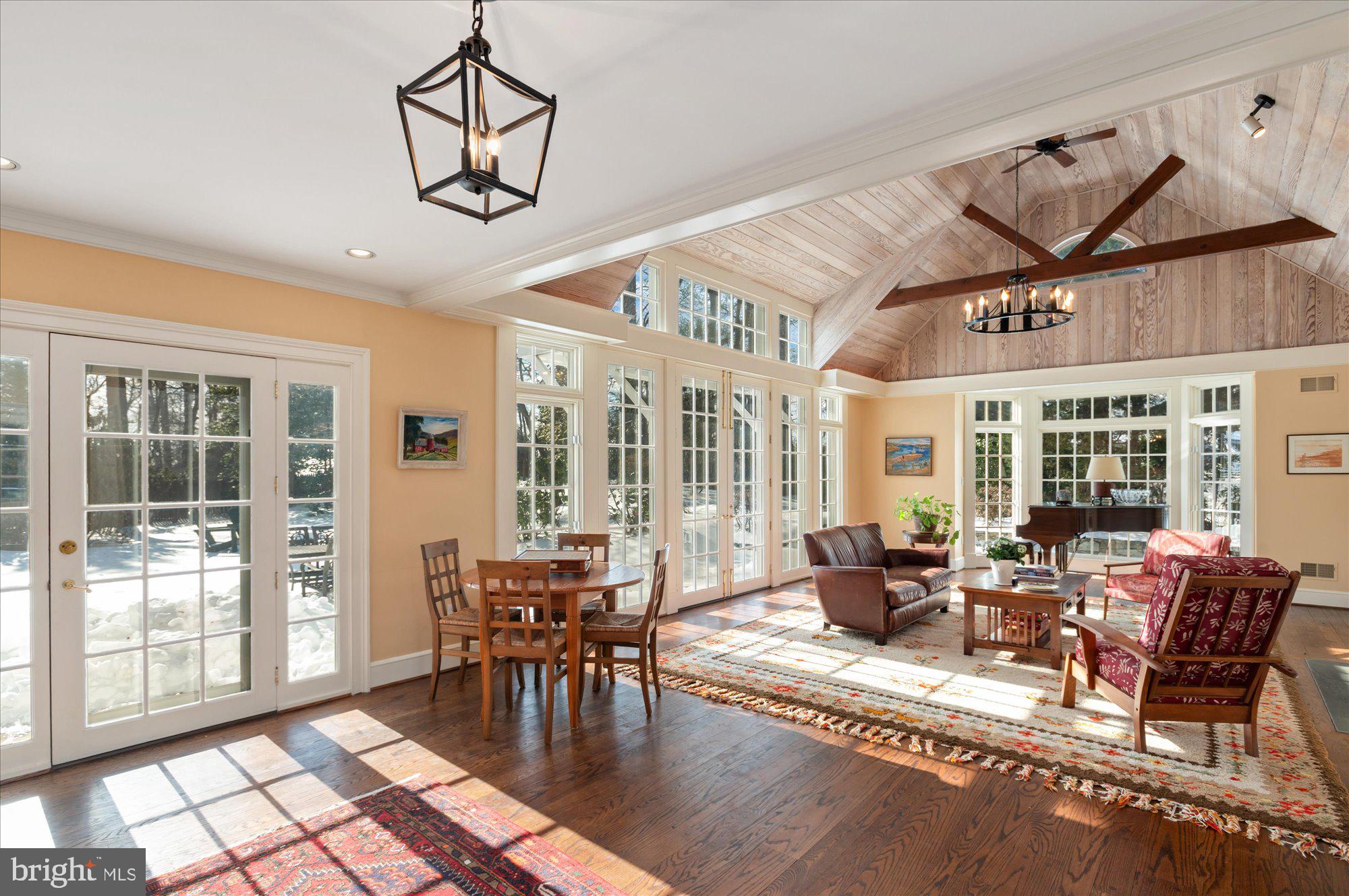 KENWOOD - Residential