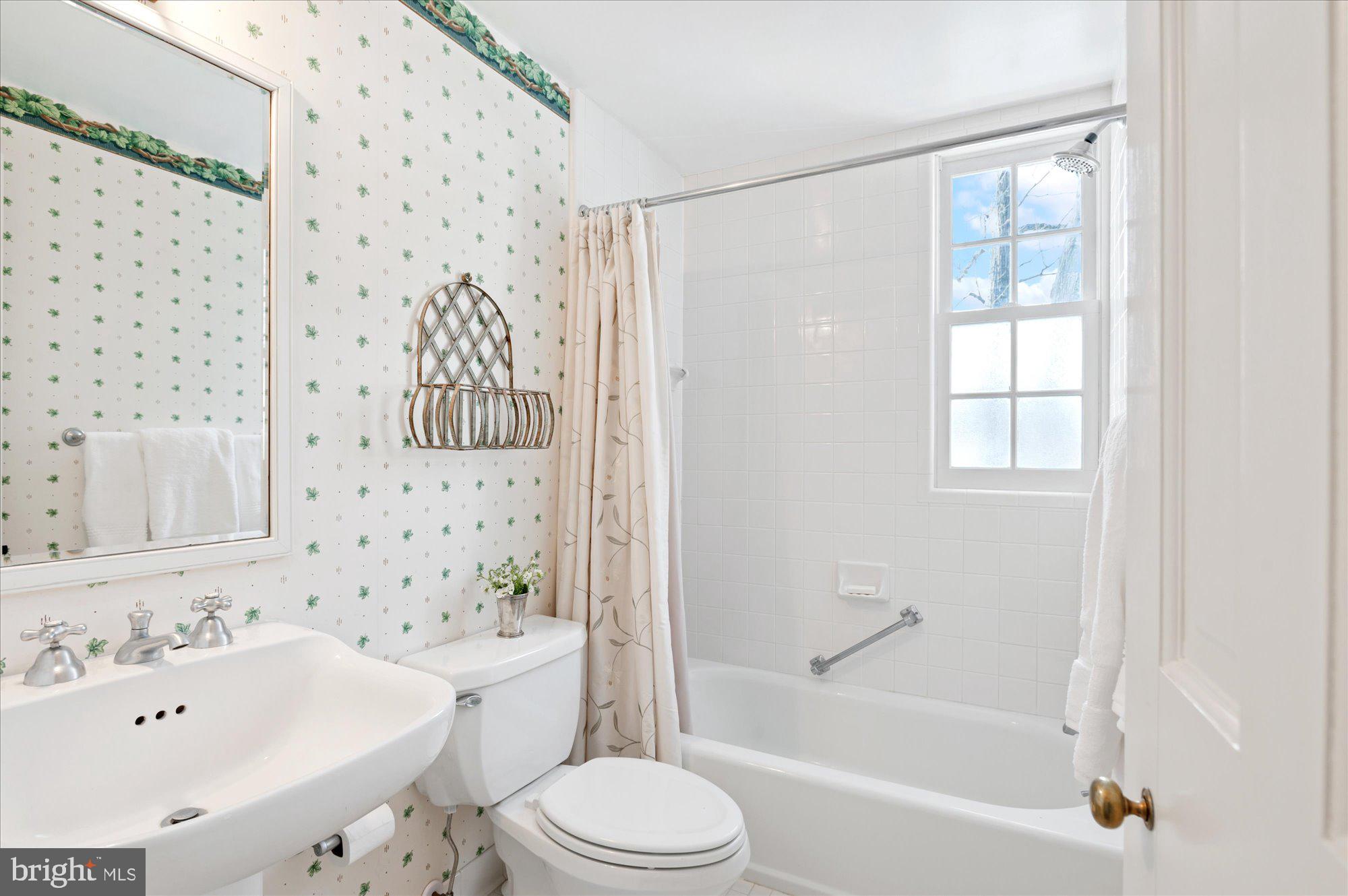 KENWOOD - Residential