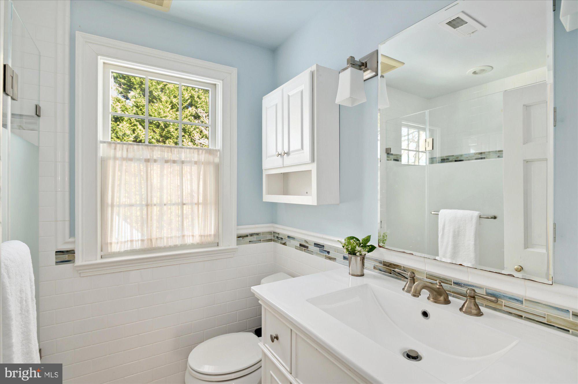 KENWOOD - Residential