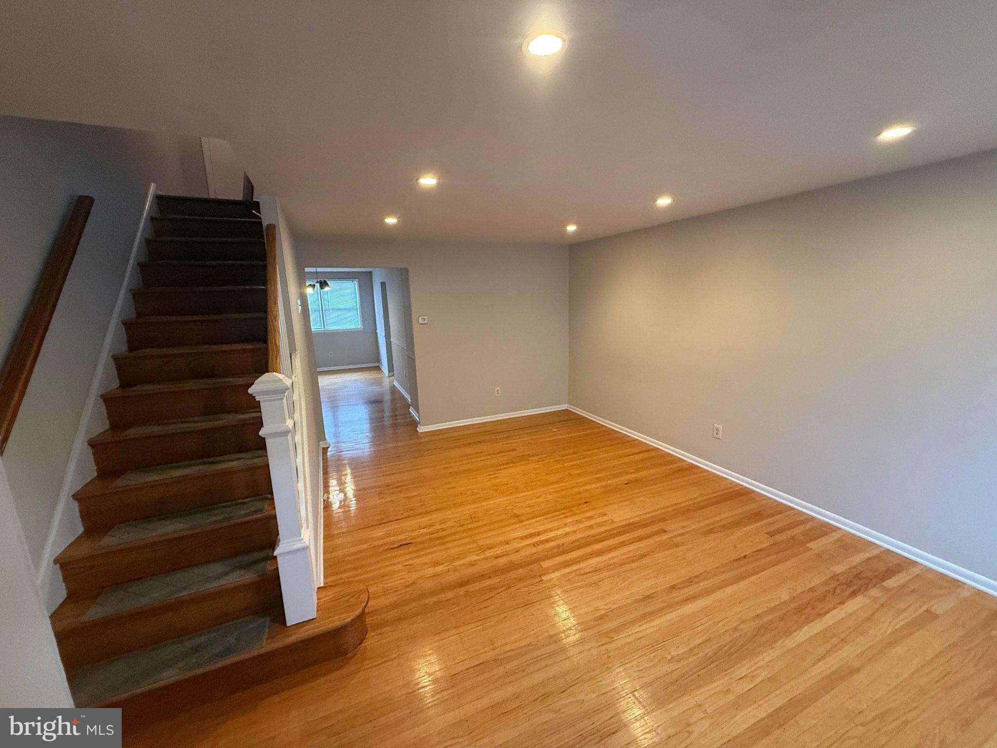 320 RIPKA STREET