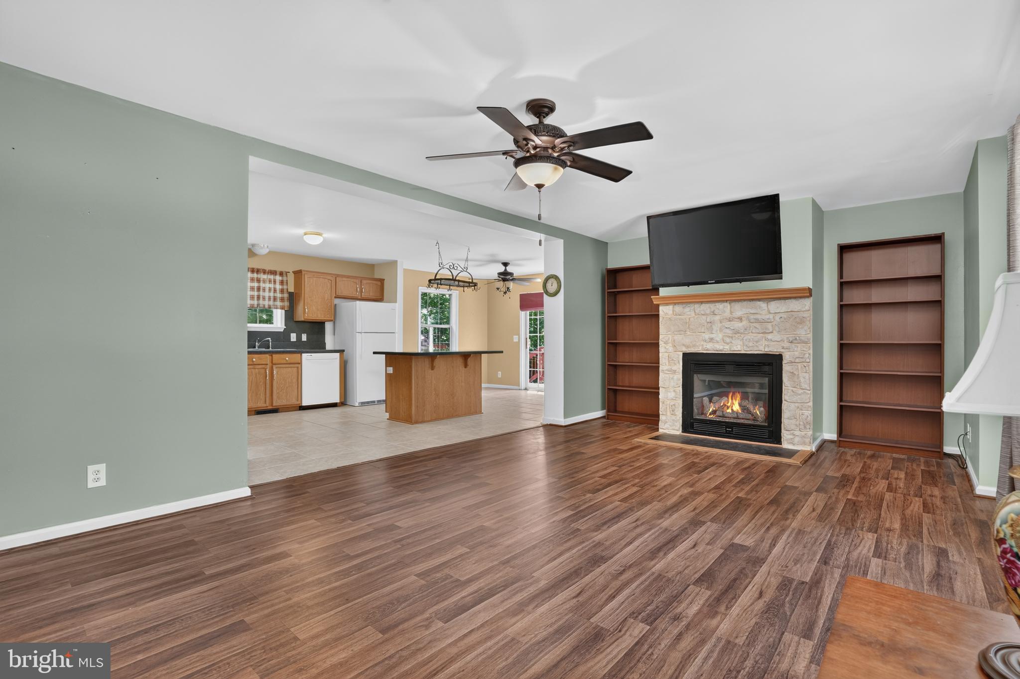 37281 GALLEON COURT