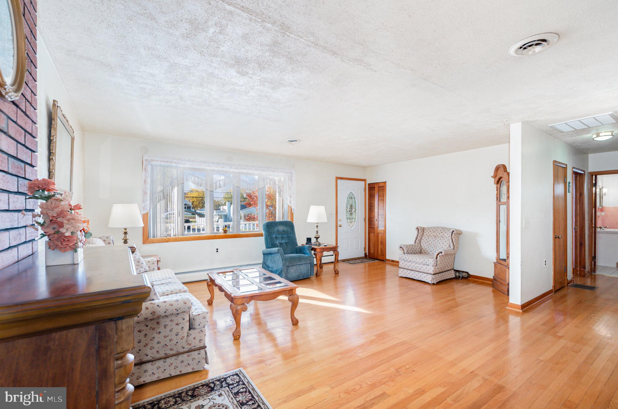 CHESAPEAKE TERRACE - Residential