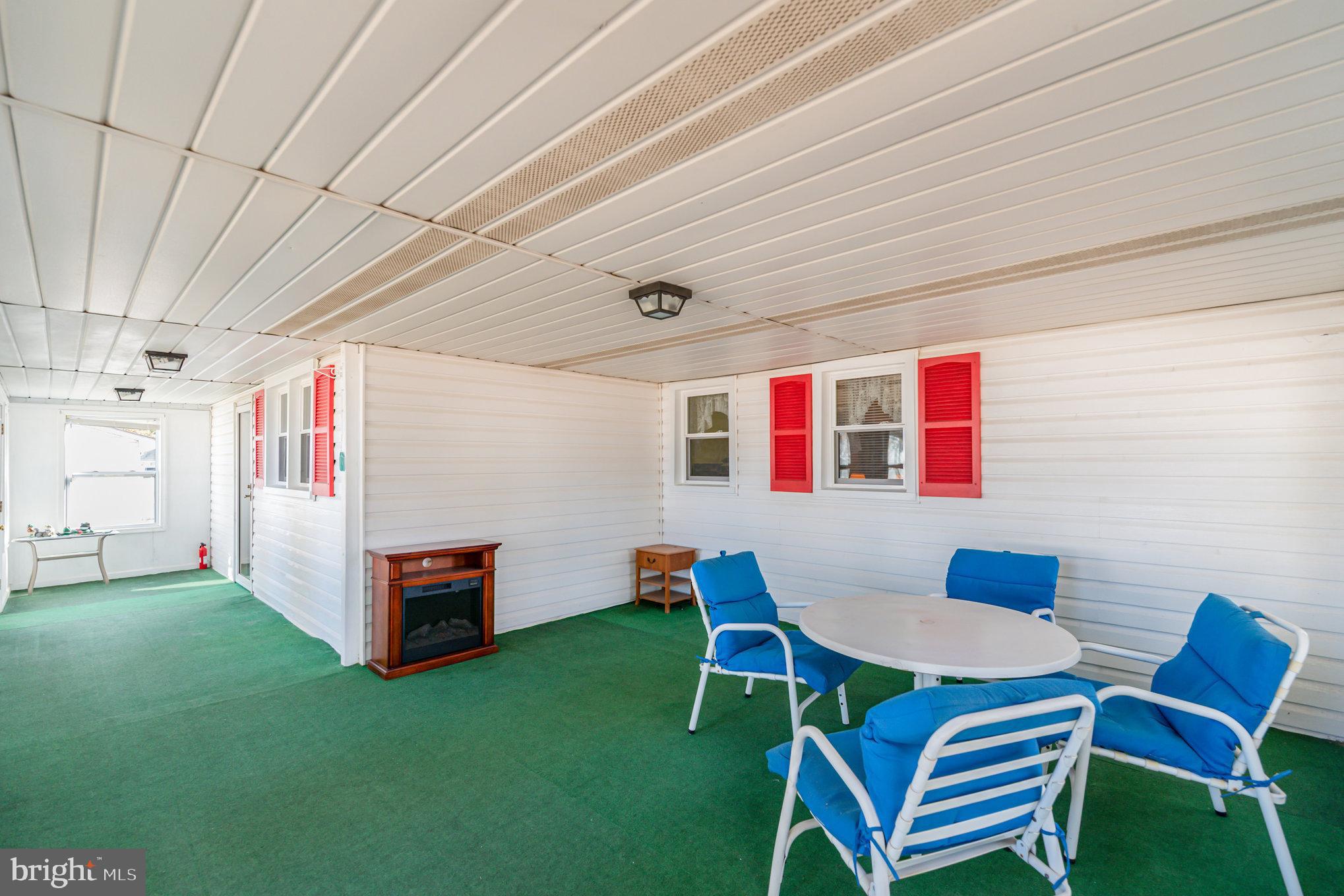 CHESAPEAKE TERRACE - Residential