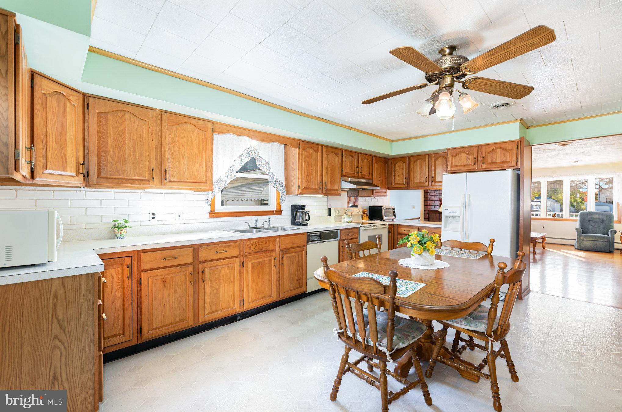 CHESAPEAKE TERRACE - Residential