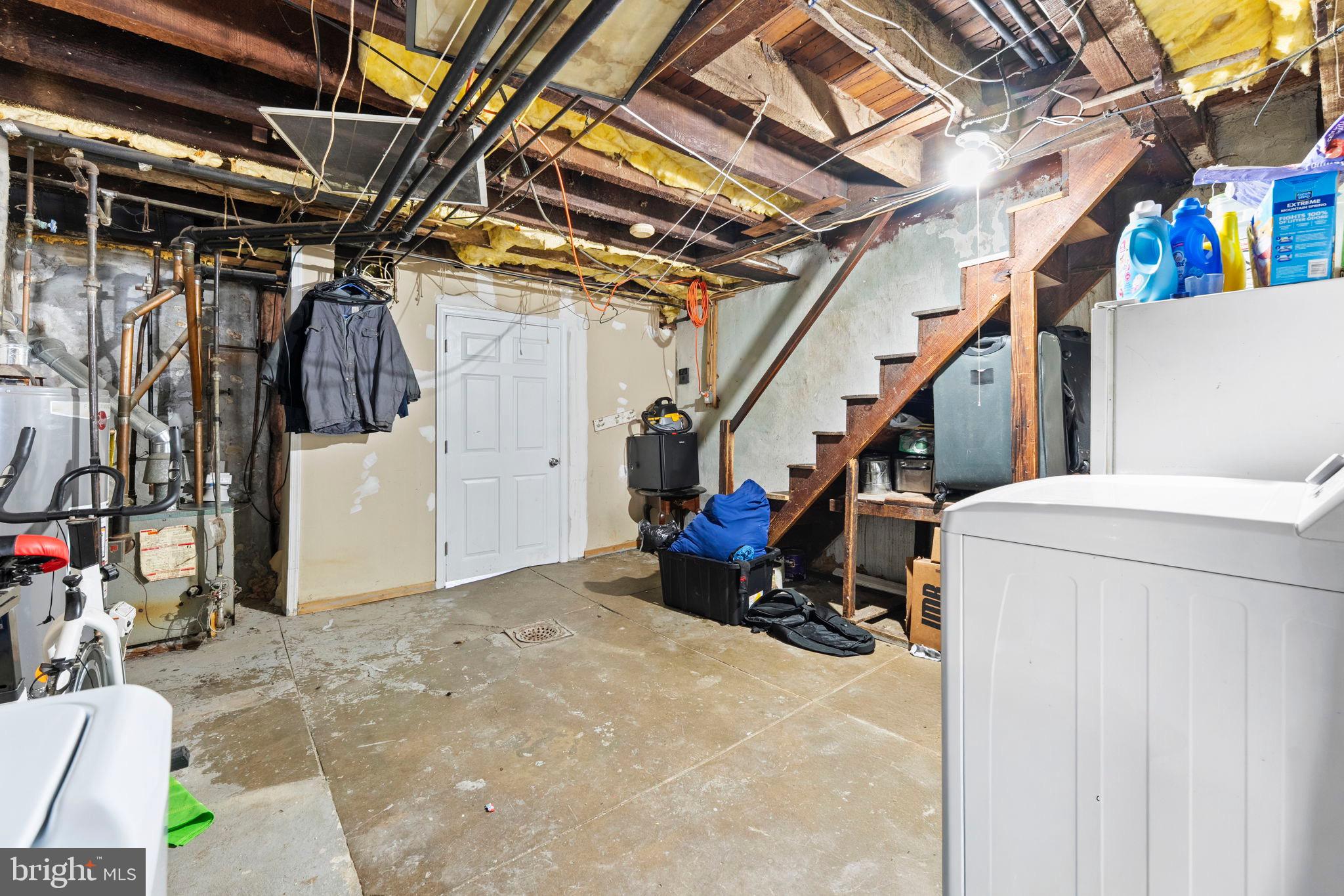 WEST OAK LANE - Residential