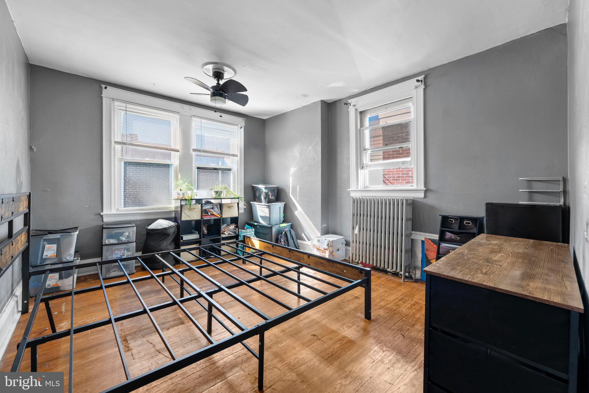 WEST OAK LANE - Residential