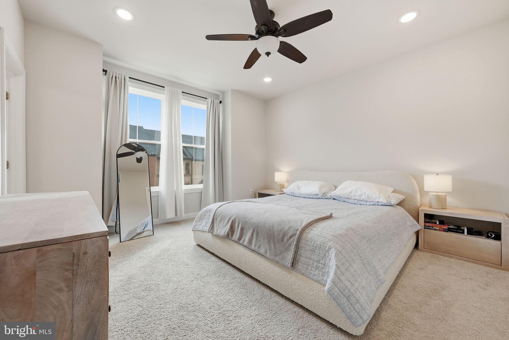 NORTH HILL - Residential