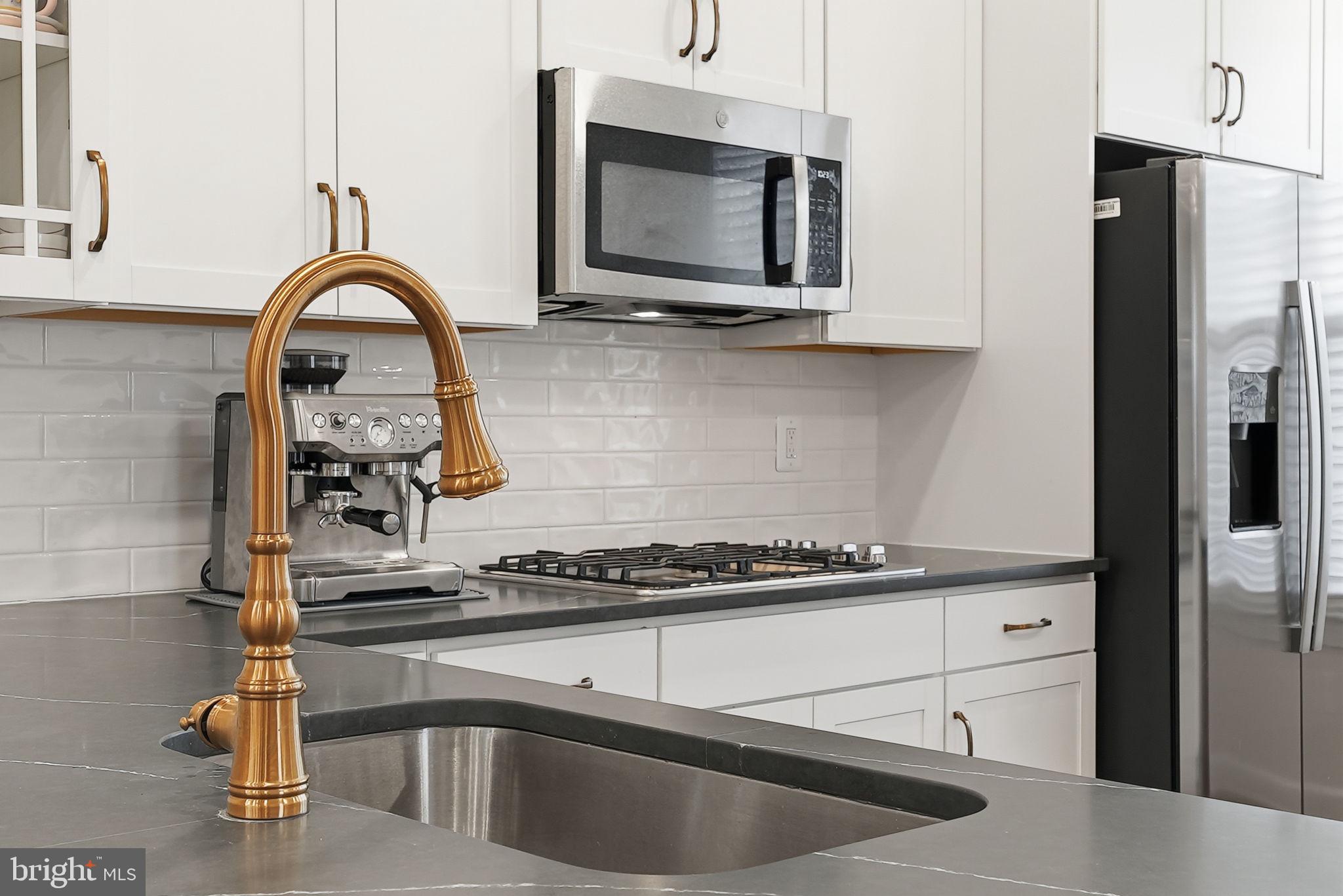 NORTH HILL - Residential