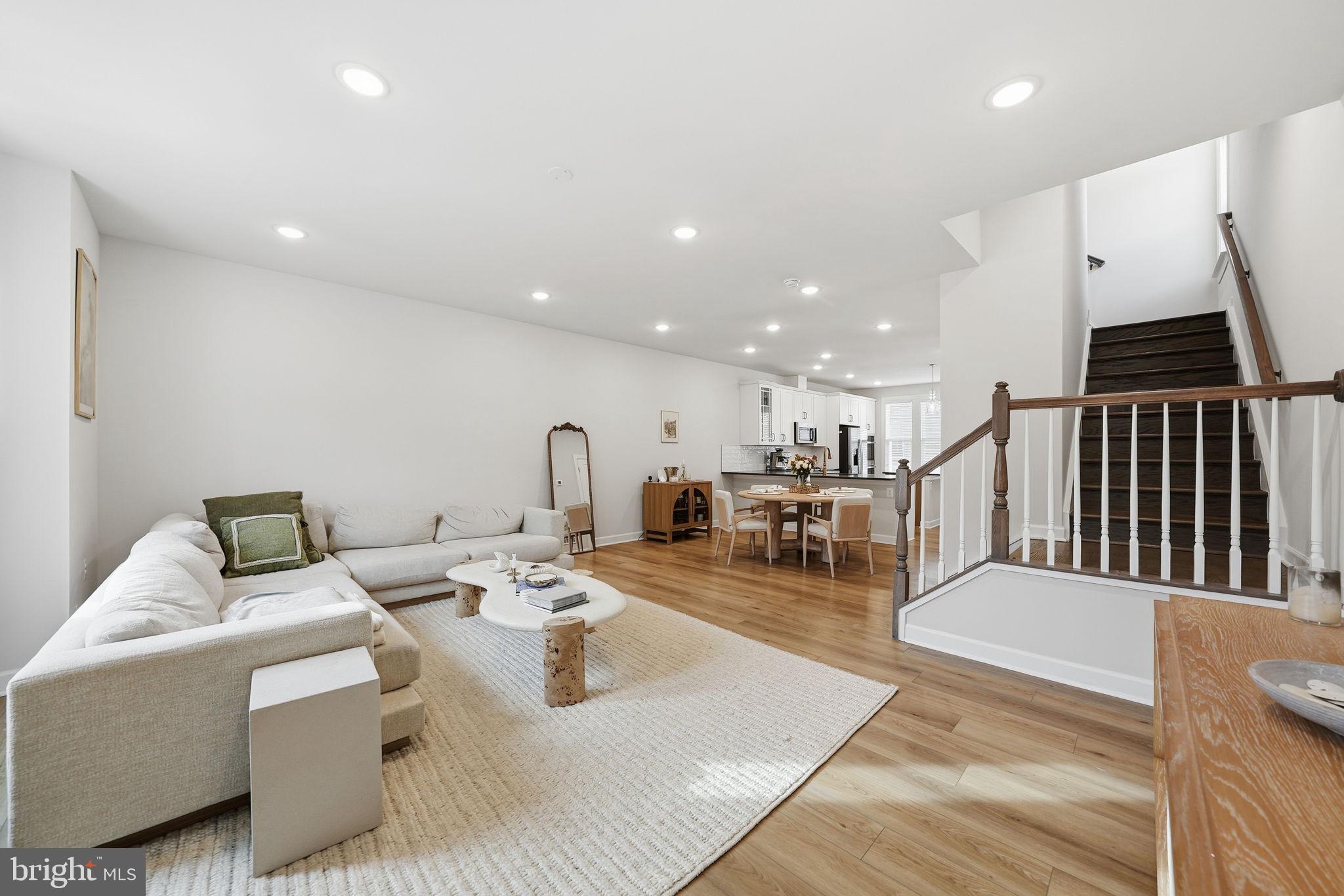 NORTH HILL - Residential