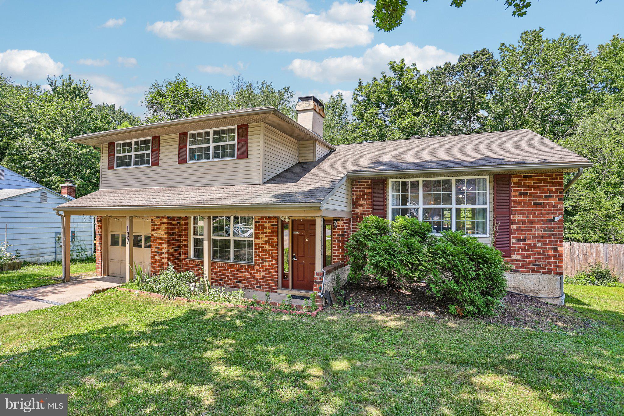 137 WOODSHADE DRIVE