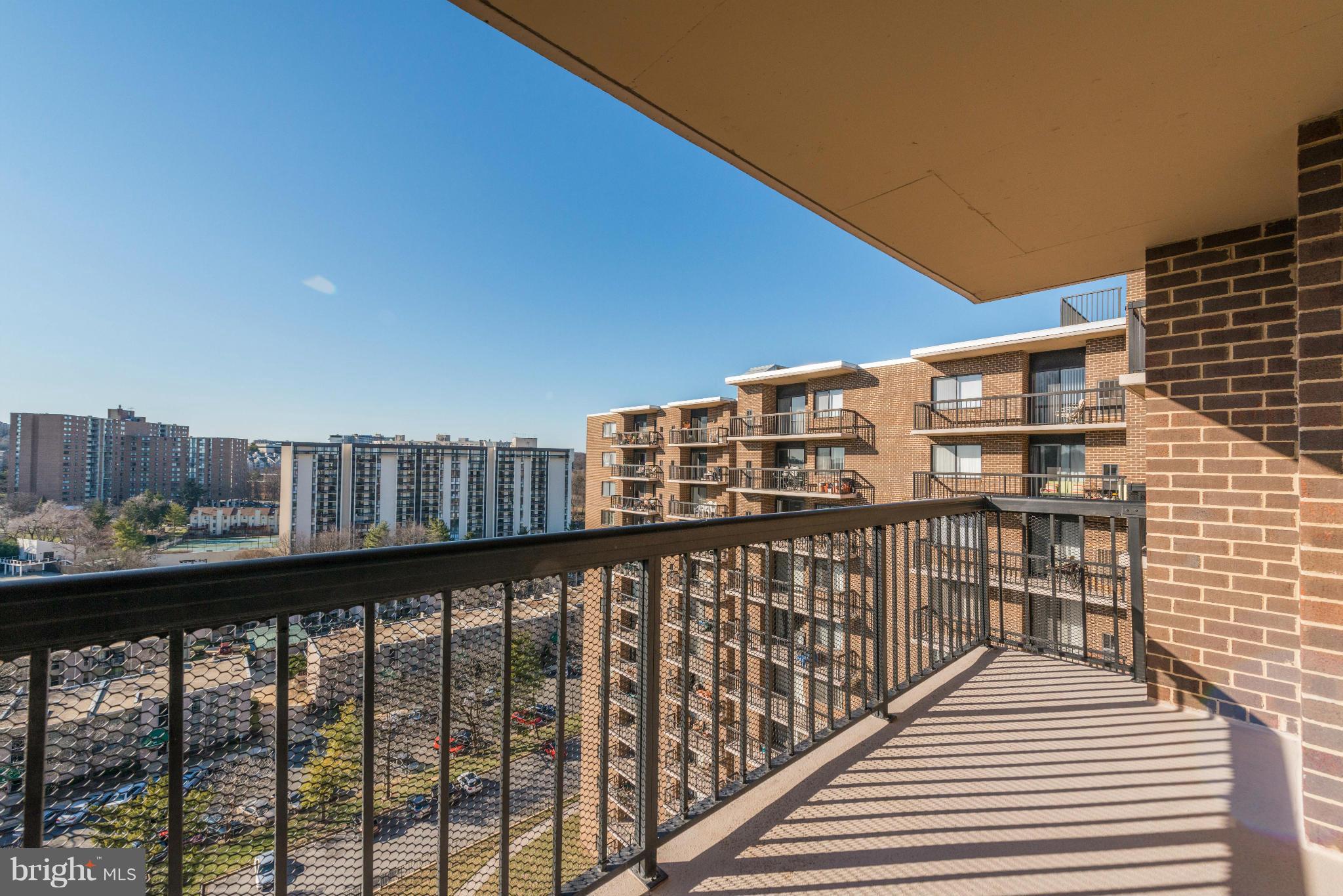 HALLMARK - Residential