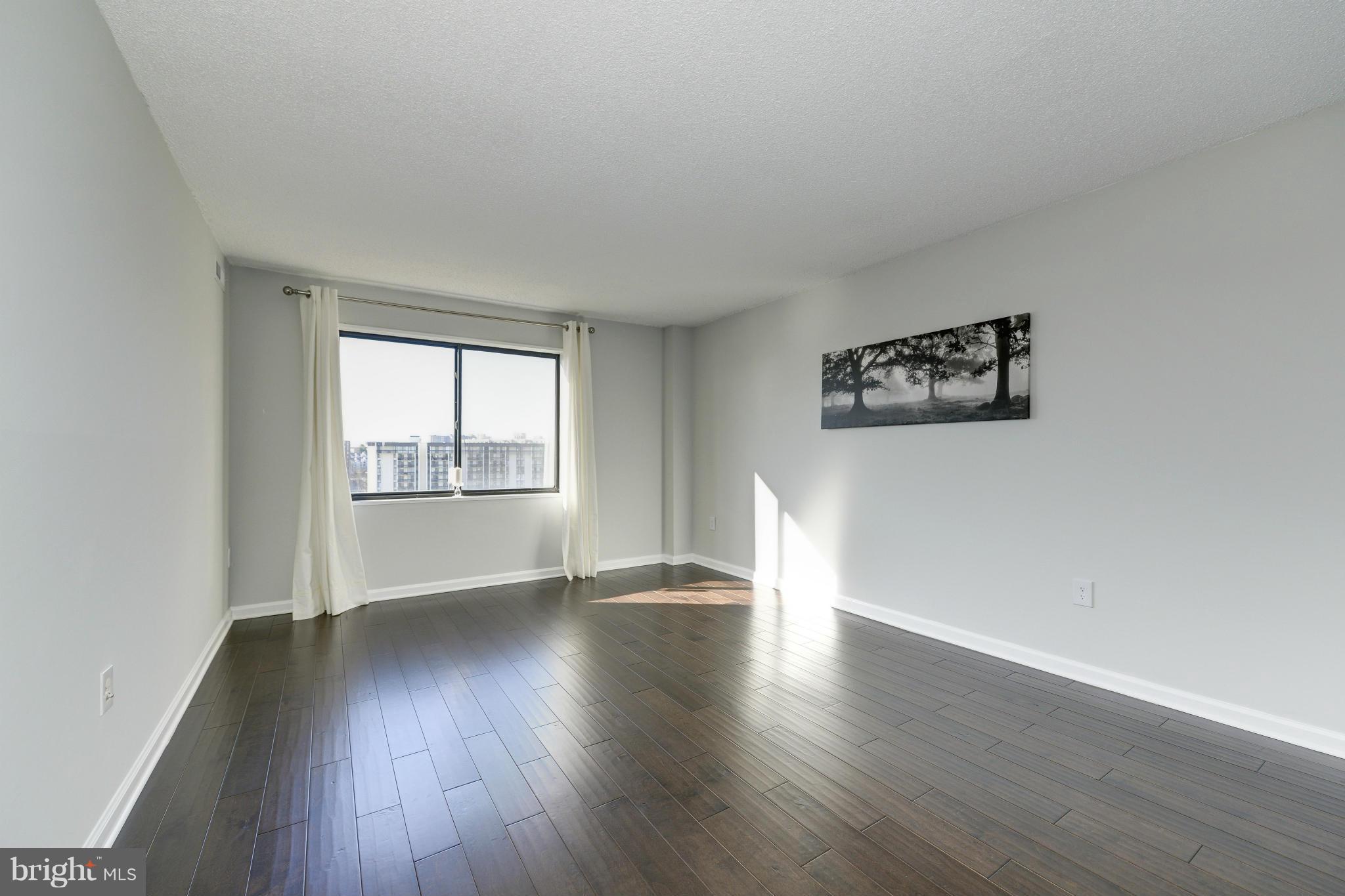 HALLMARK - Residential