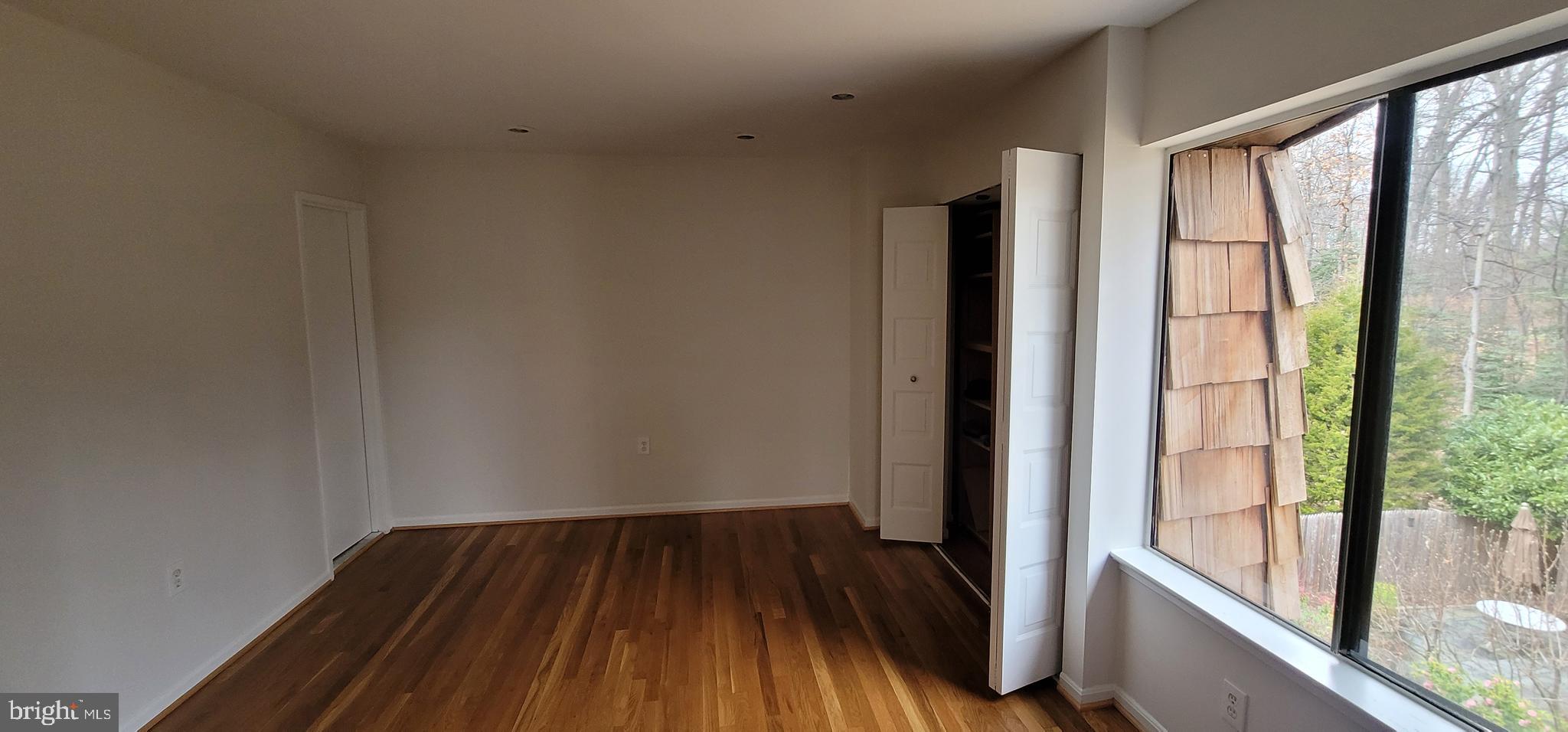 INVERNESS FOREST - Residential Lease