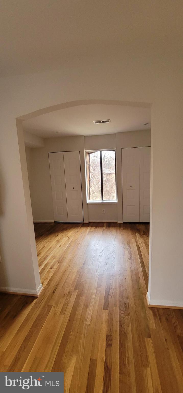 INVERNESS FOREST - Residential Lease