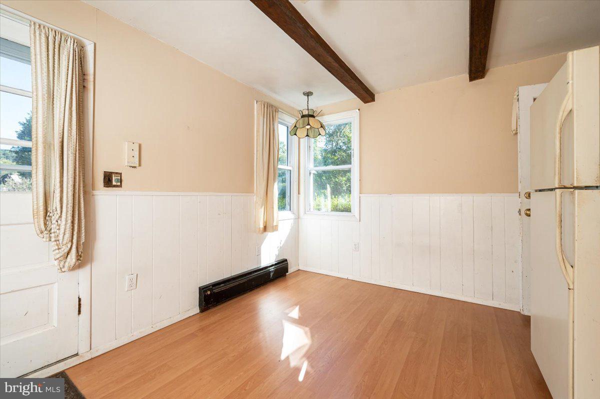 GREENTOP MANOR - Residential