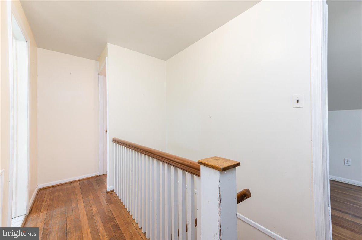 GREENTOP MANOR - Residential