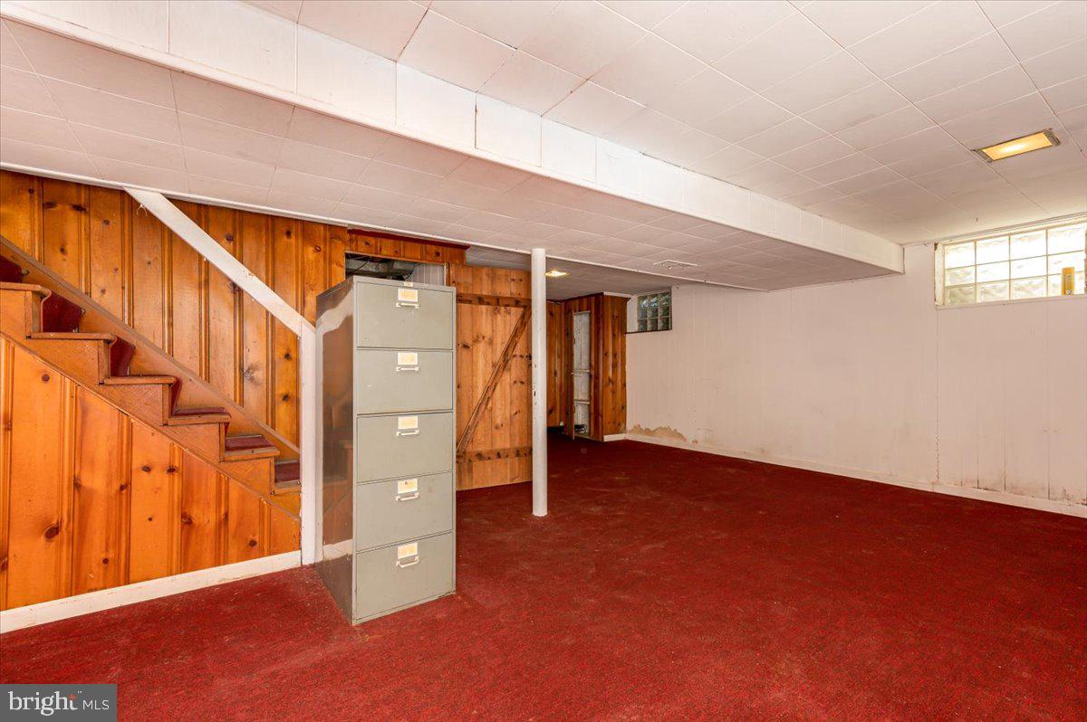 GREENTOP MANOR - Residential