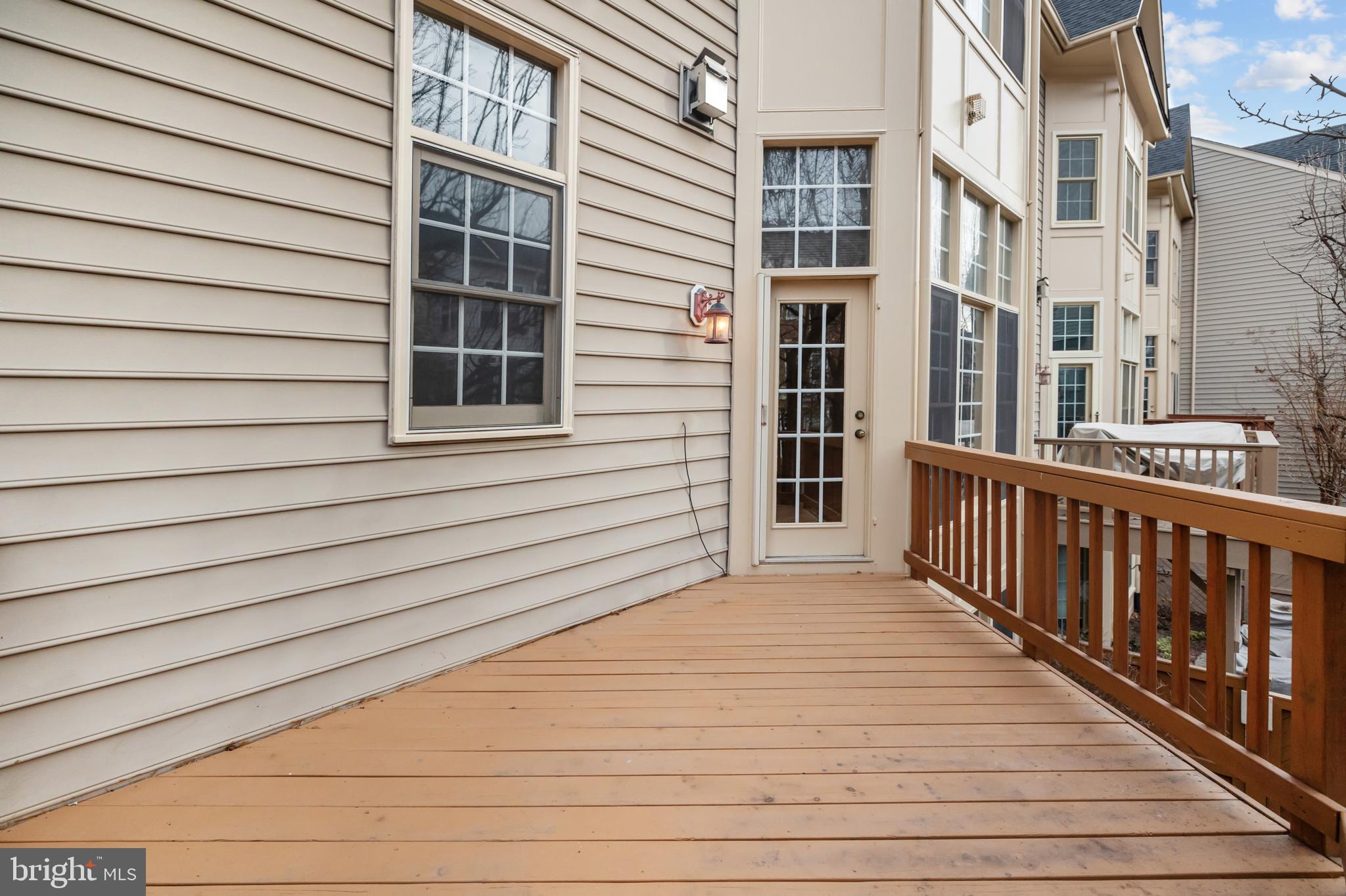 CAMERON STATION - Residential