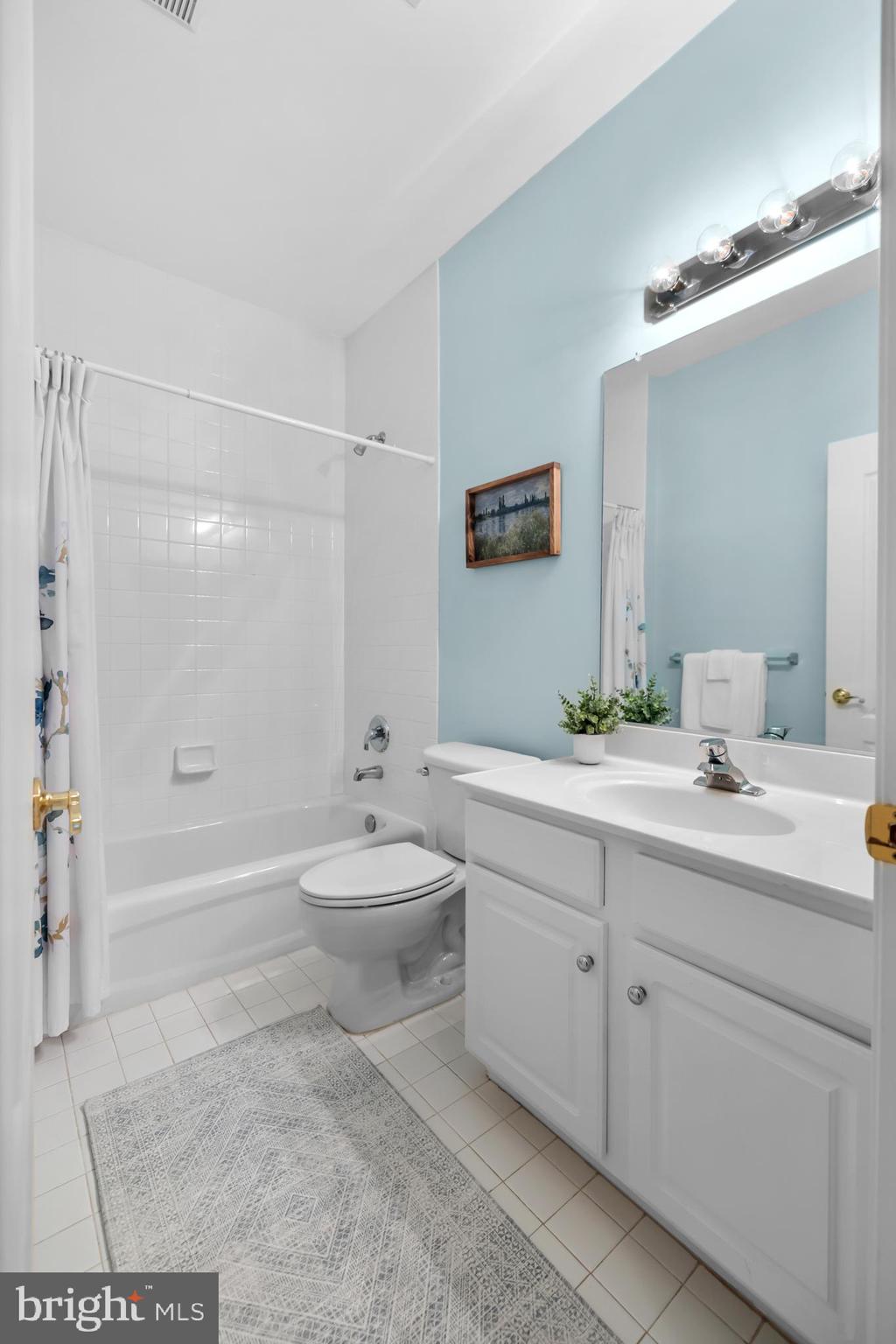 CAMERON STATION - Residential