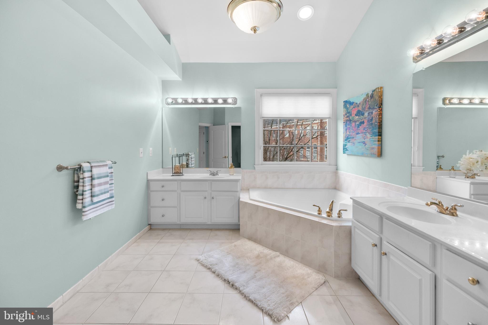 CAMERON STATION - Residential