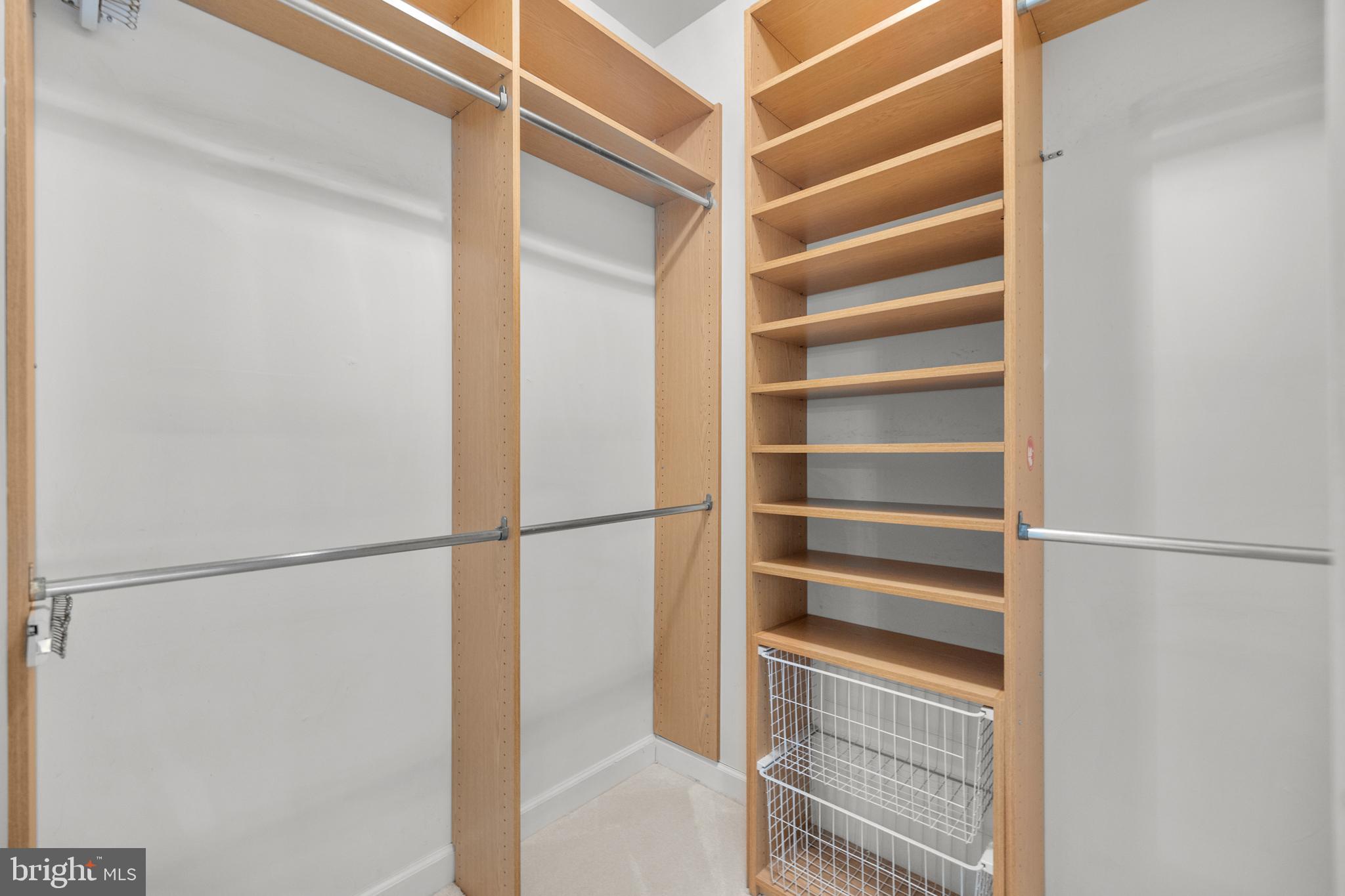 CAMERON STATION - Residential