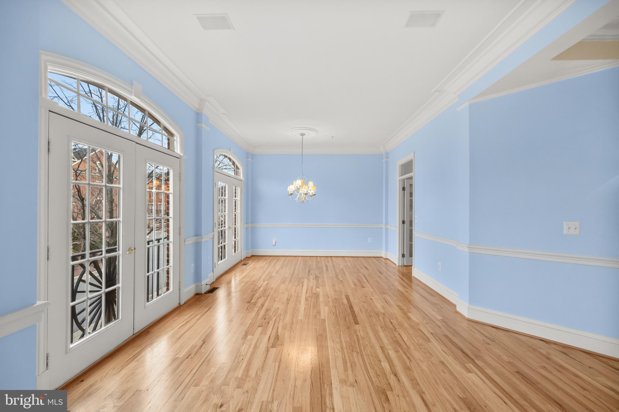 CAMERON STATION - Residential