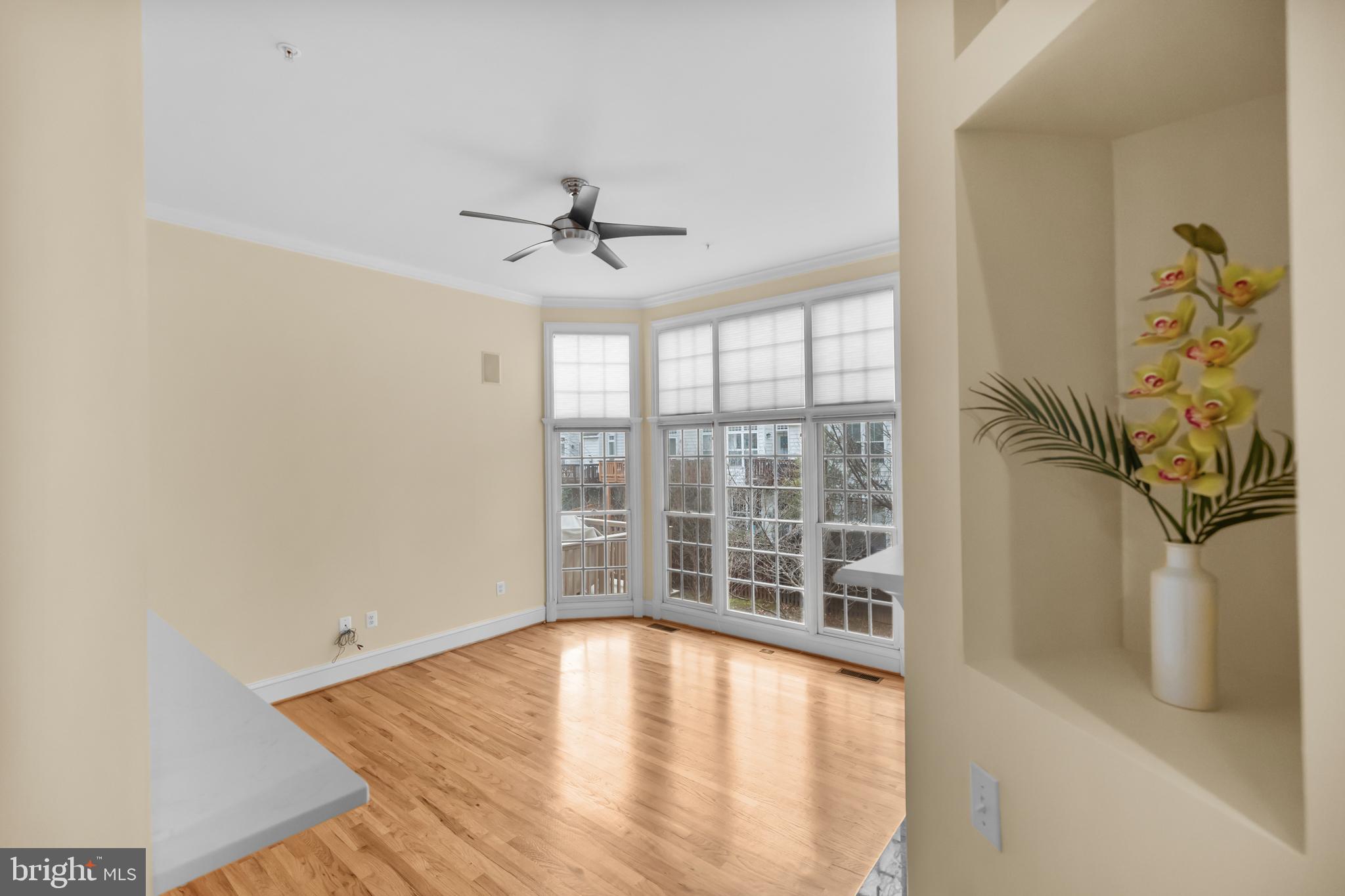 CAMERON STATION - Residential