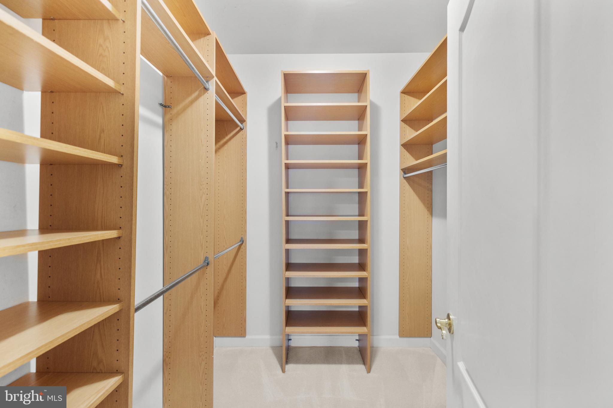 CAMERON STATION - Residential