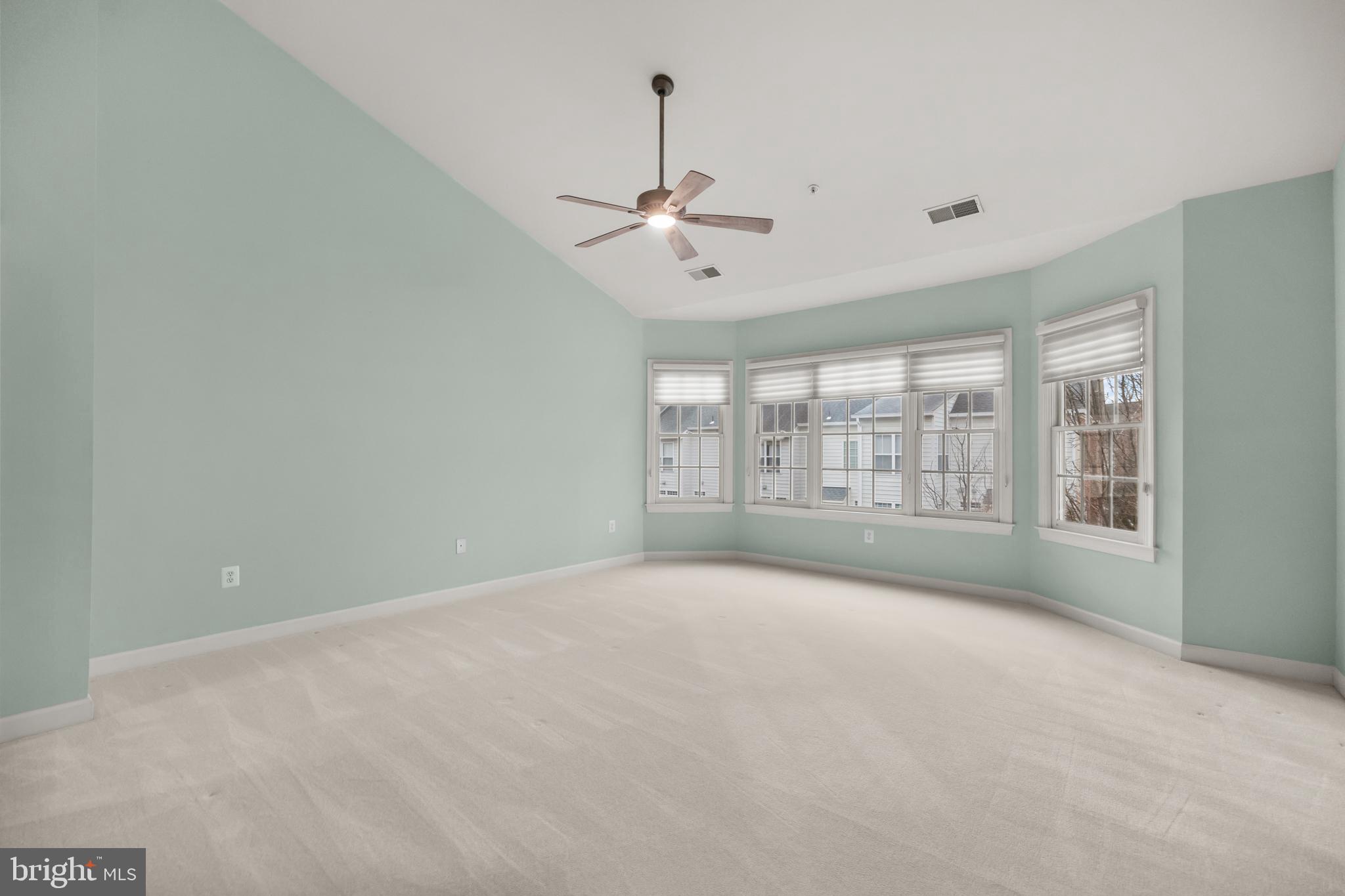 CAMERON STATION - Residential