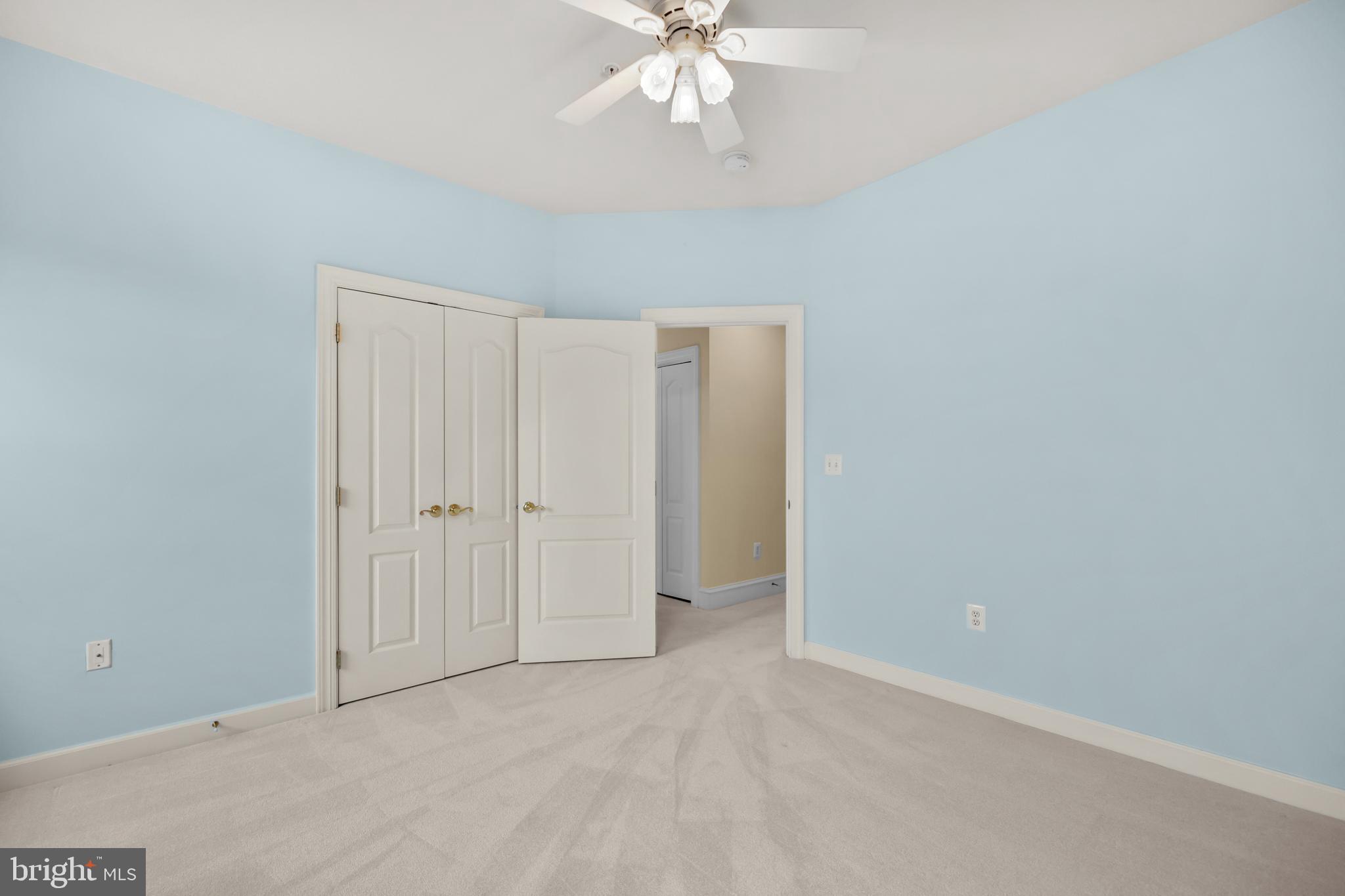 CAMERON STATION - Residential