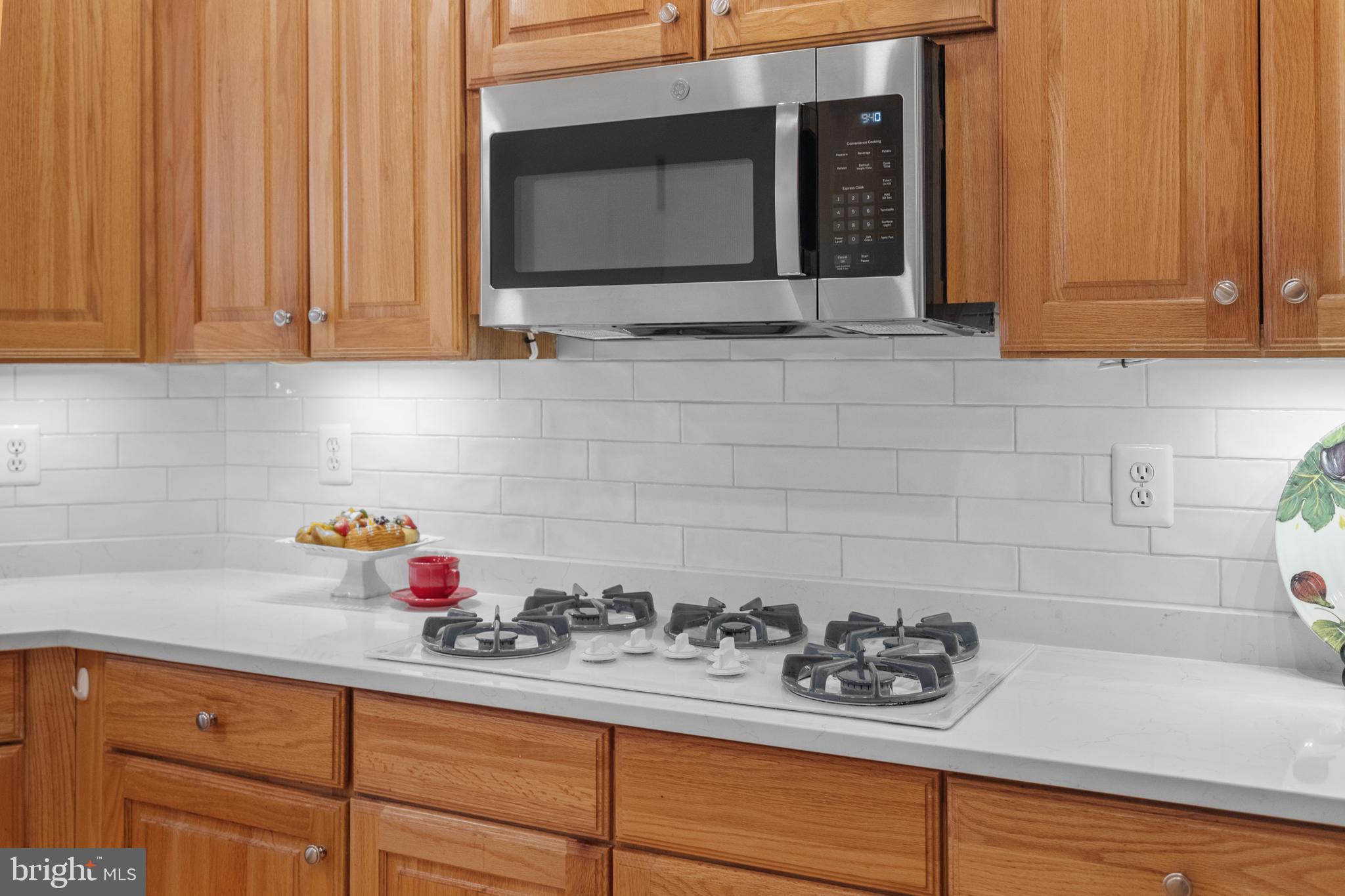 CAMERON STATION - Residential