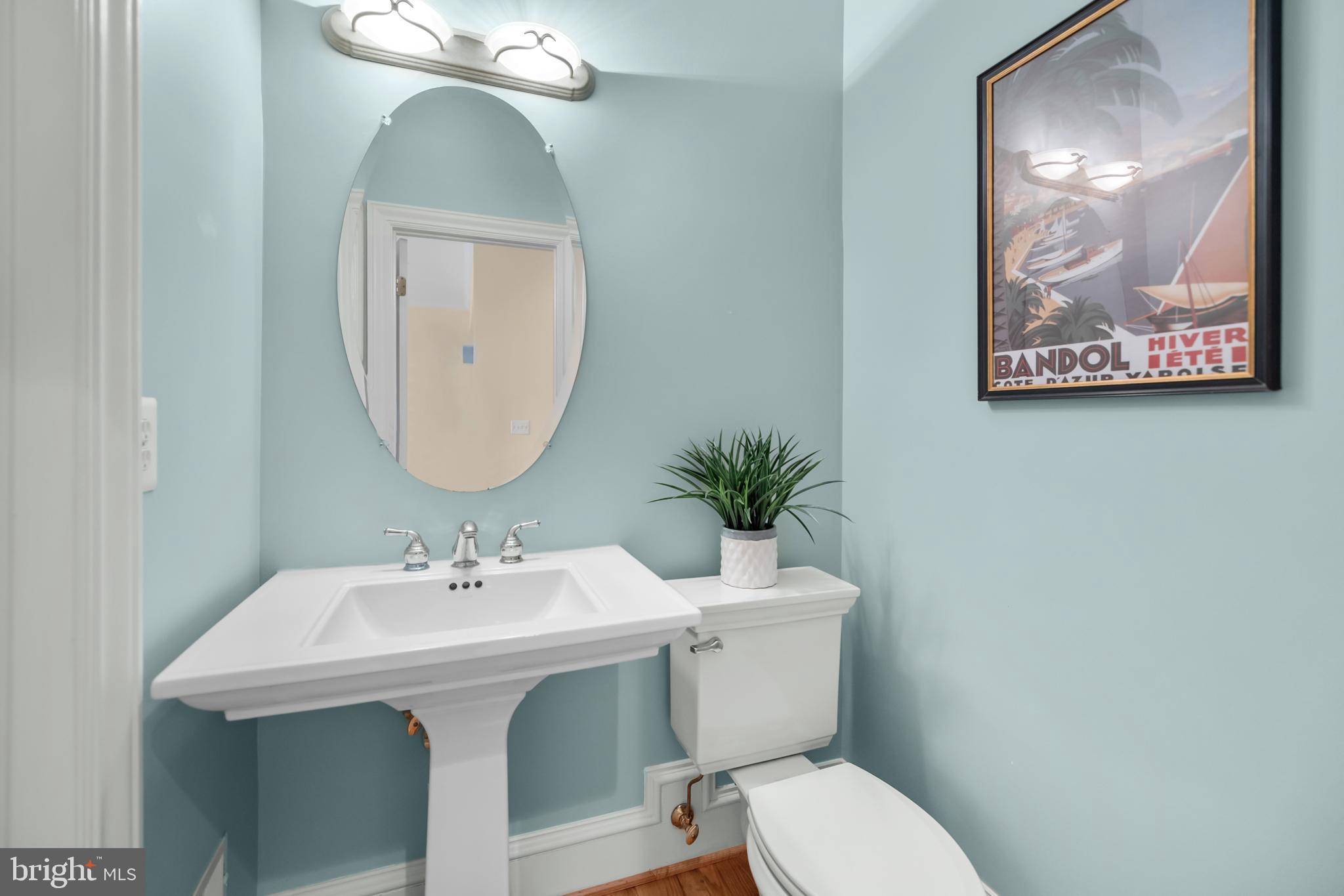 CAMERON STATION - Residential