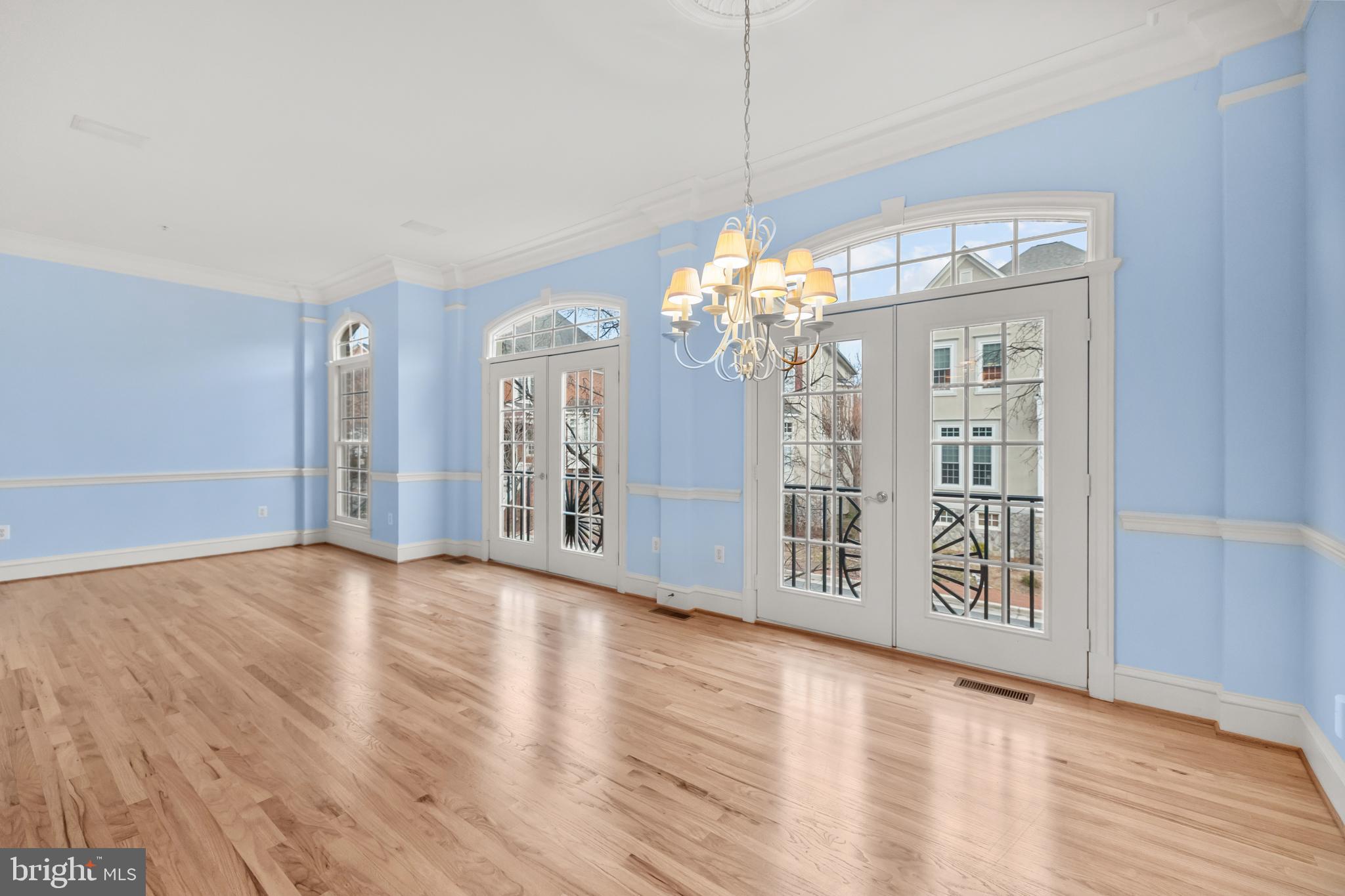 CAMERON STATION - Residential