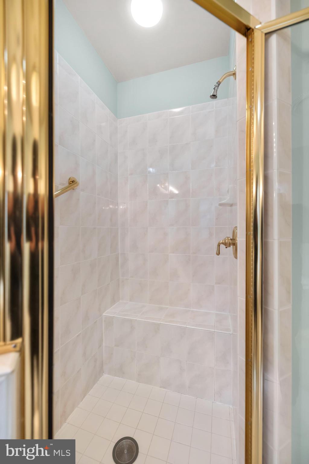 CAMERON STATION - Residential