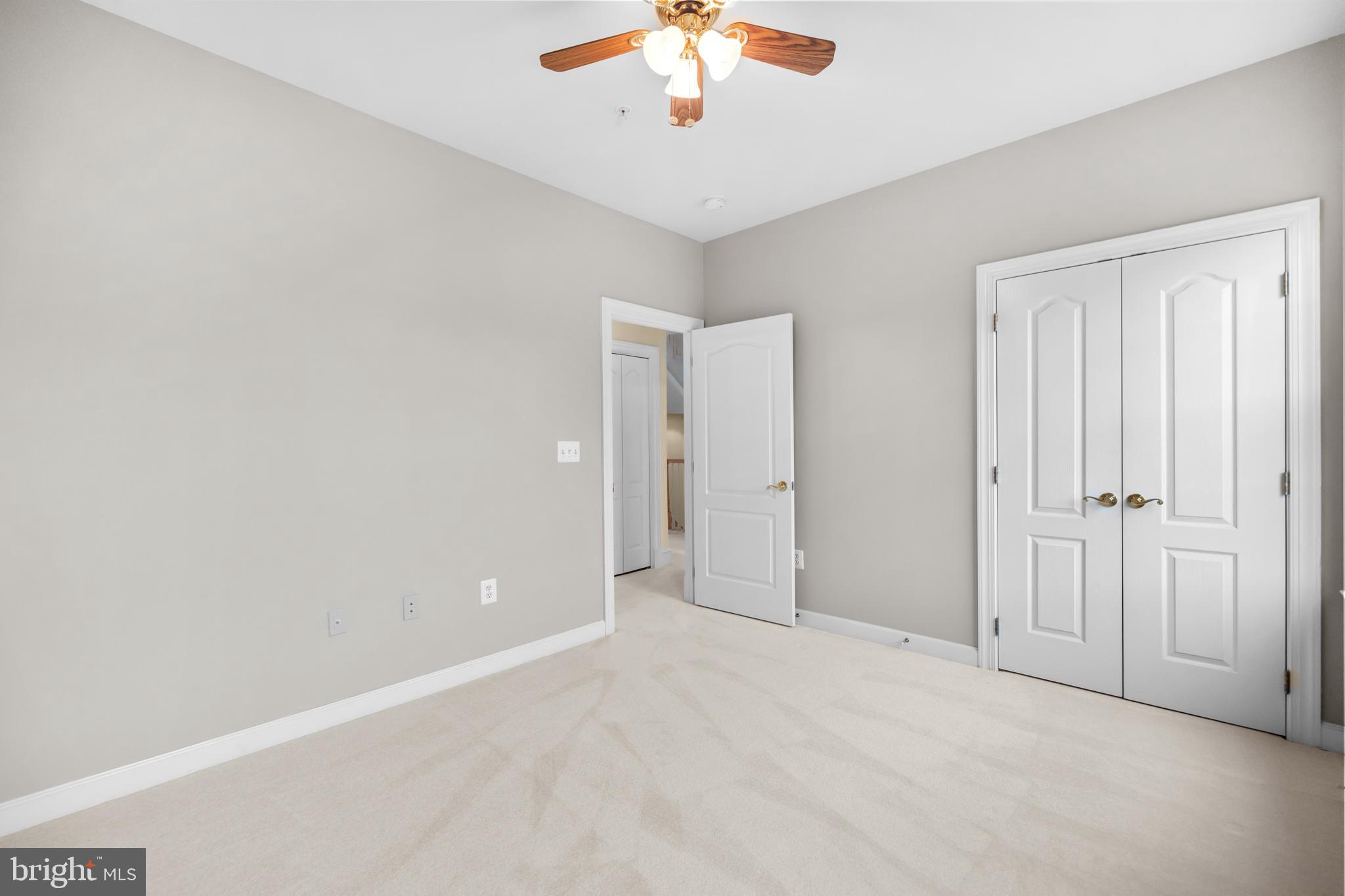 CAMERON STATION - Residential